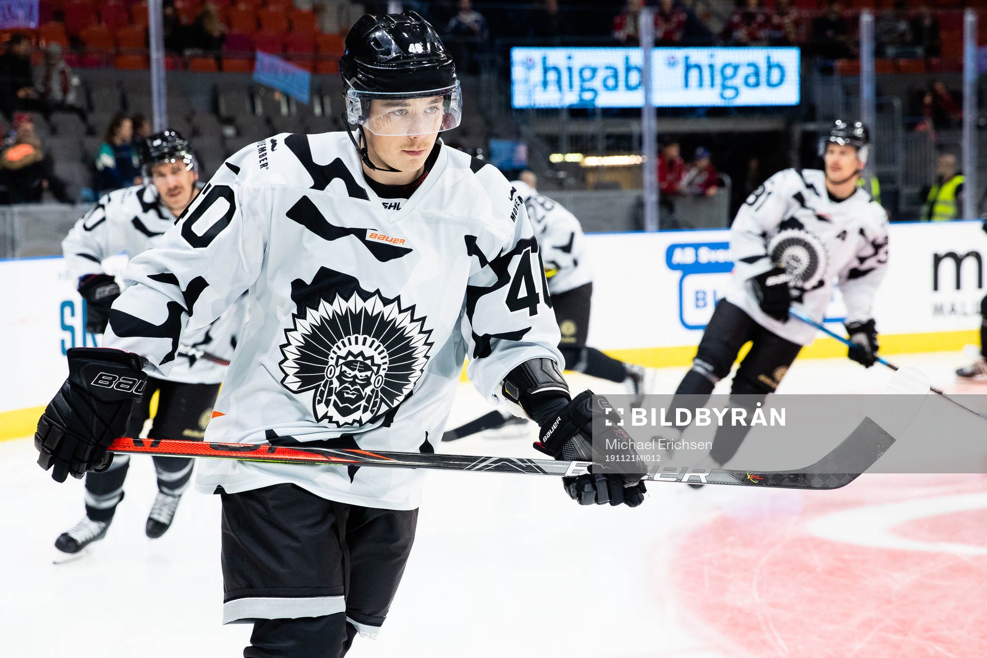 Frölundas Joel Mustonen innan ishockeymatchen i SHL mellan