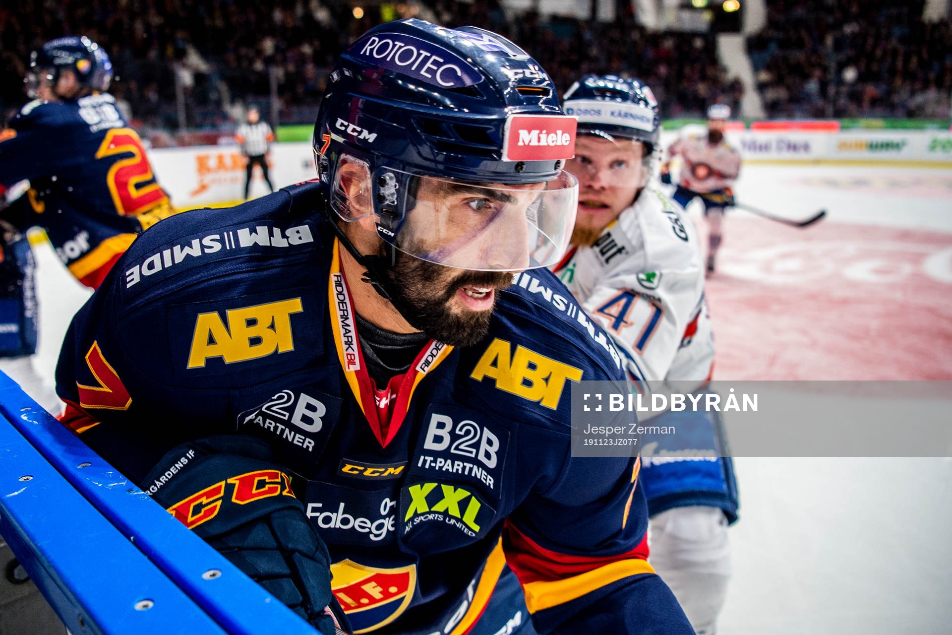 Djurgårdens Jason Garrison och Växjös Ludvig Nilsson