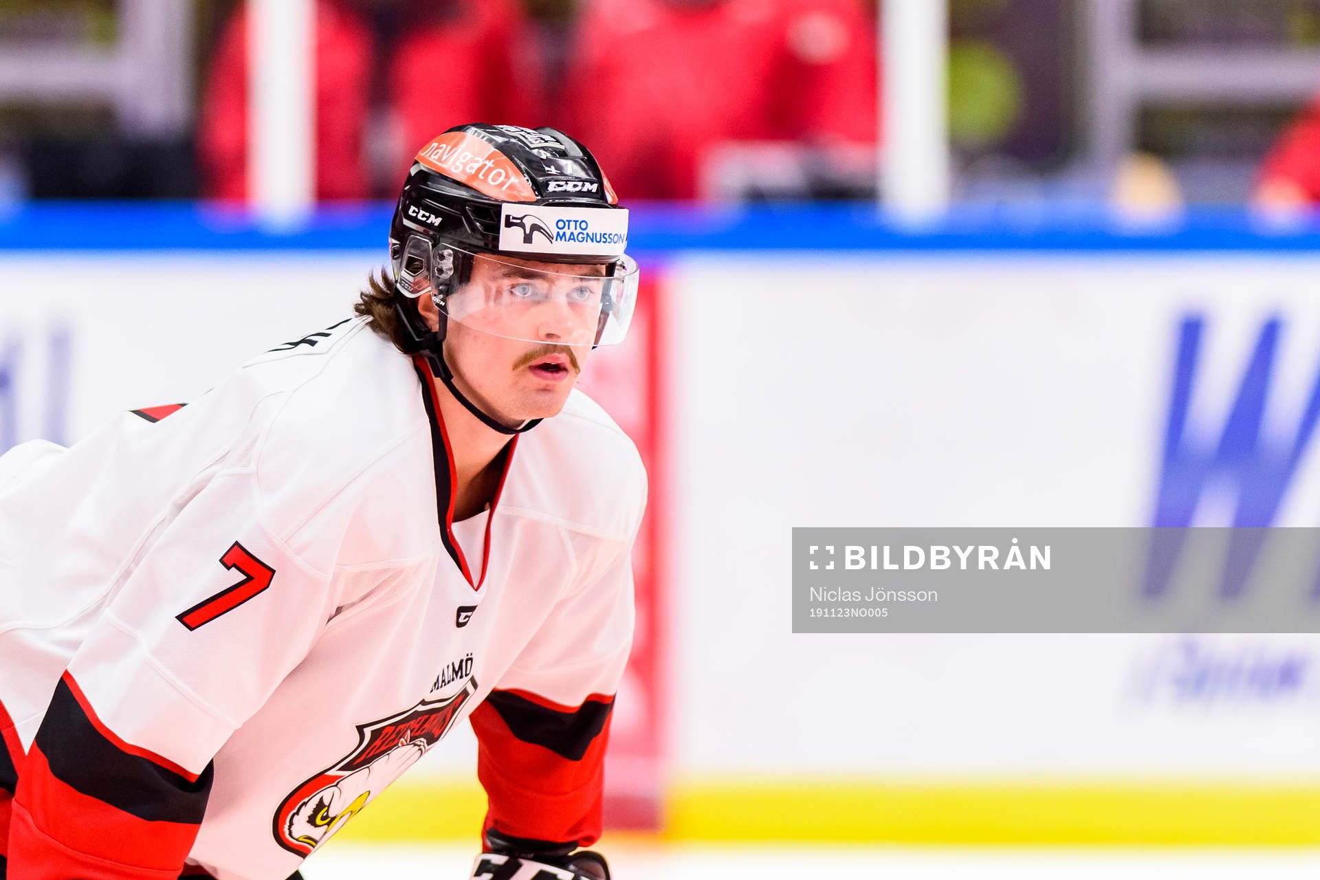 Malmö Redhawks Marcus Björk innan ishockeymatchen i SHL