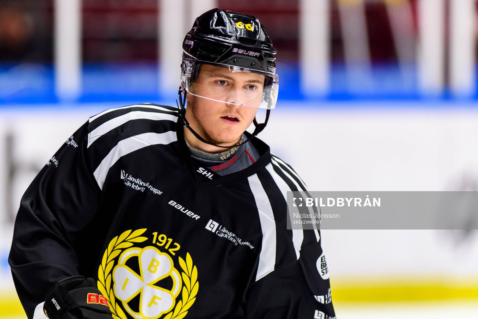 Brynäs Alexander Lindelöf innan ishockeymatchen i SHL
