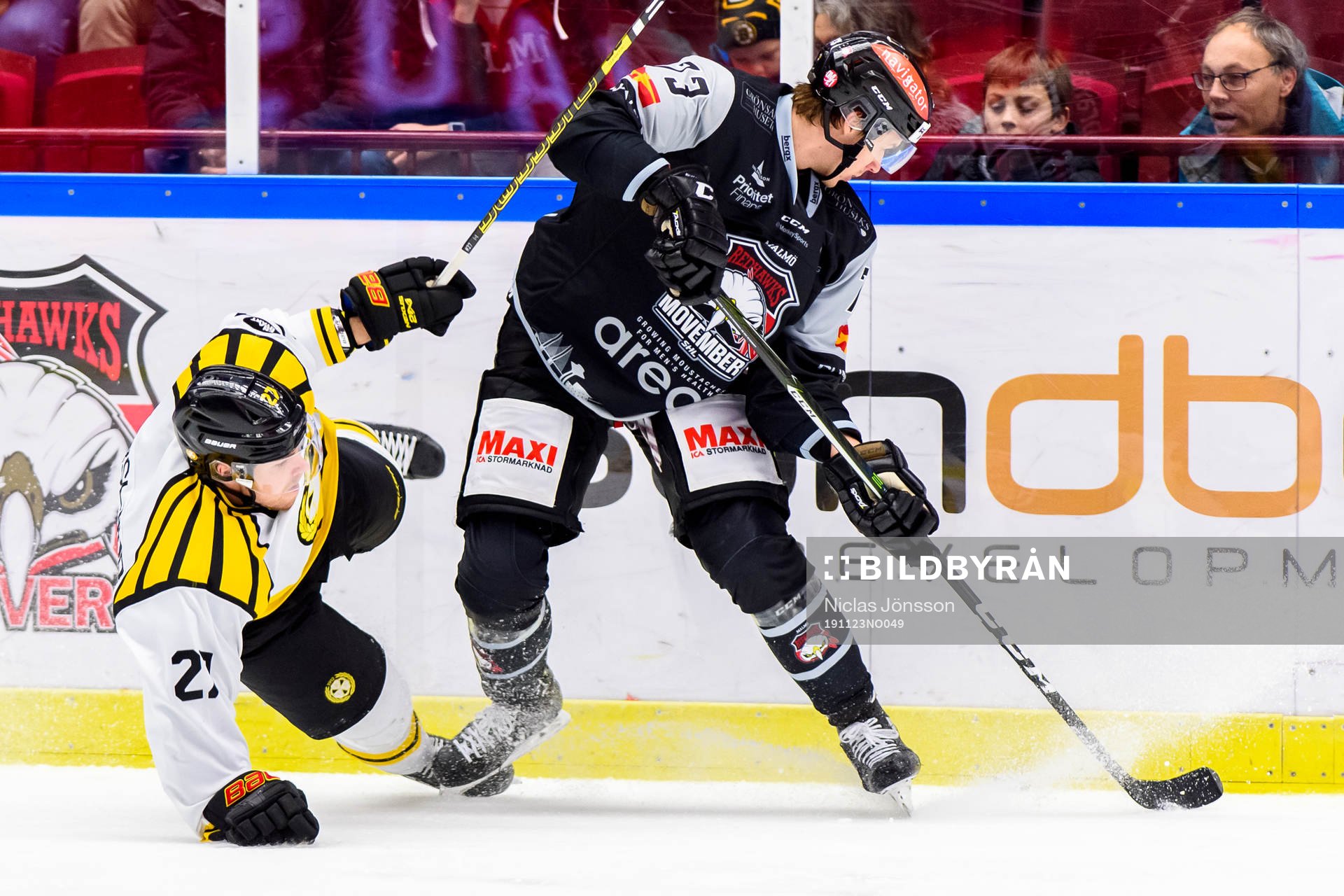 Brynäs Emil Forslund och Malmö Redhawks Adam Ollas
