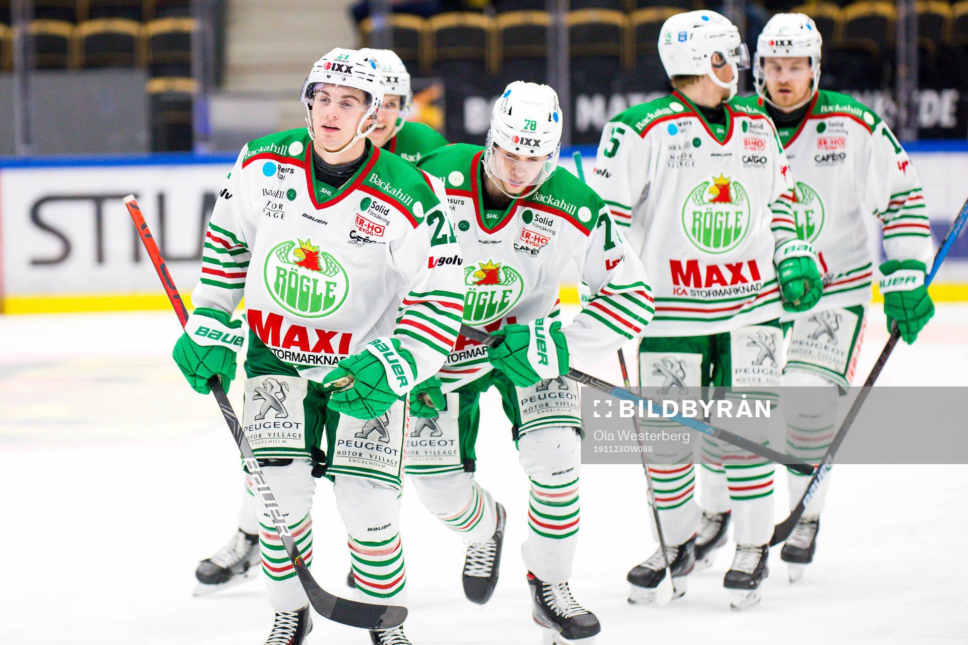 Rögles Nils Höglander jublar