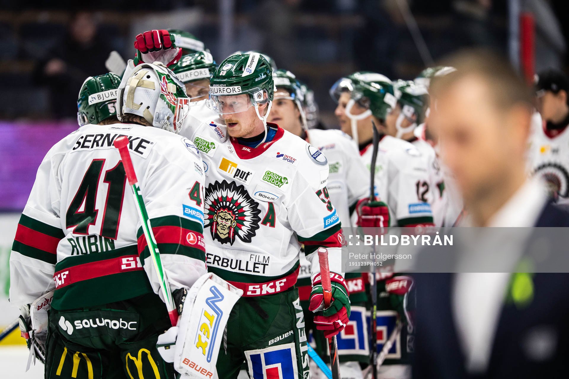 Frölundas Simon Hjalmarsson jublar