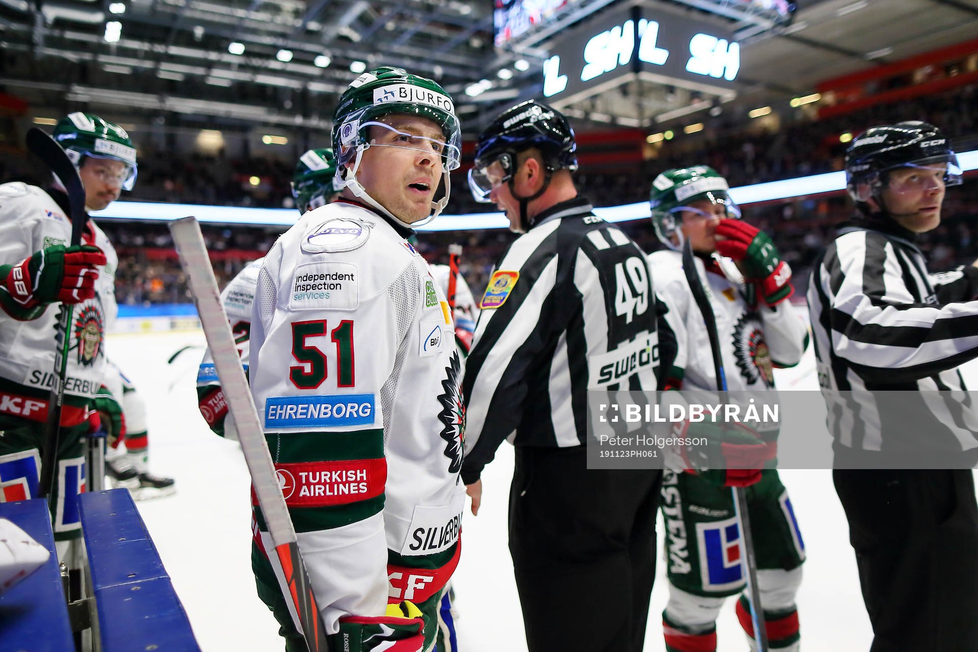 Frölundas Mats Rosseli Olsen reagerar