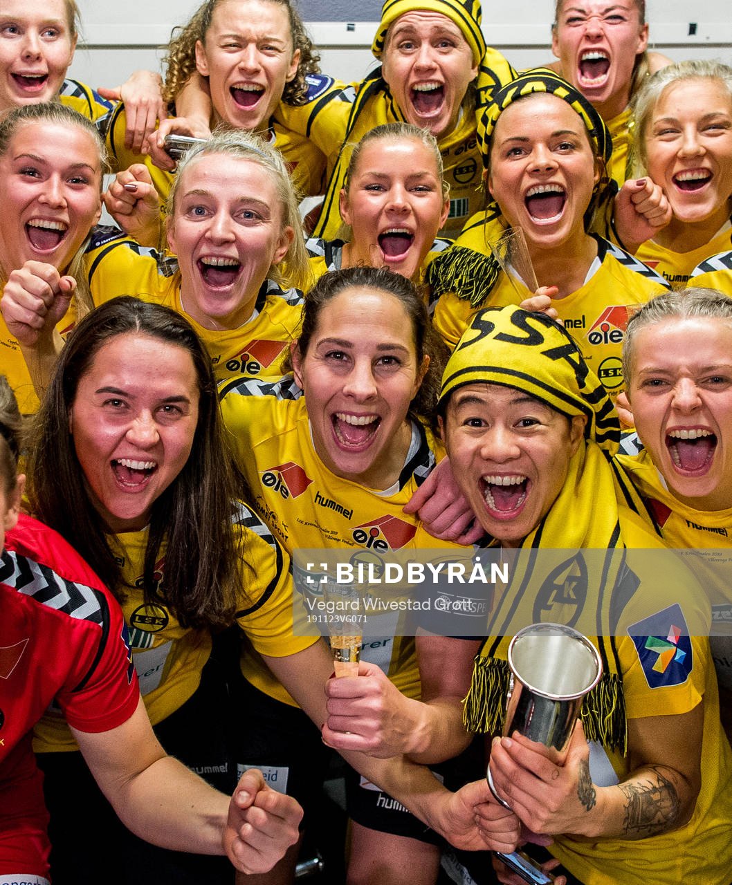 Emilie Nautnes, Heidi Elisabeth Ellingsen, Ina Gausdal, Synne Skinnes Hansen, Ingrid Moe Wold, Elise Thorsnes, Meryll Abrahamsen, Cathrine Dekkerhus, Therese Sessy Åsland and Emilie Marie Woldvik of LSK Kvinner celebrate in the dressing room after winning the women’s cup final between LSK Kvinner and Vålerenga on November 23, 2019 in Fornebu.