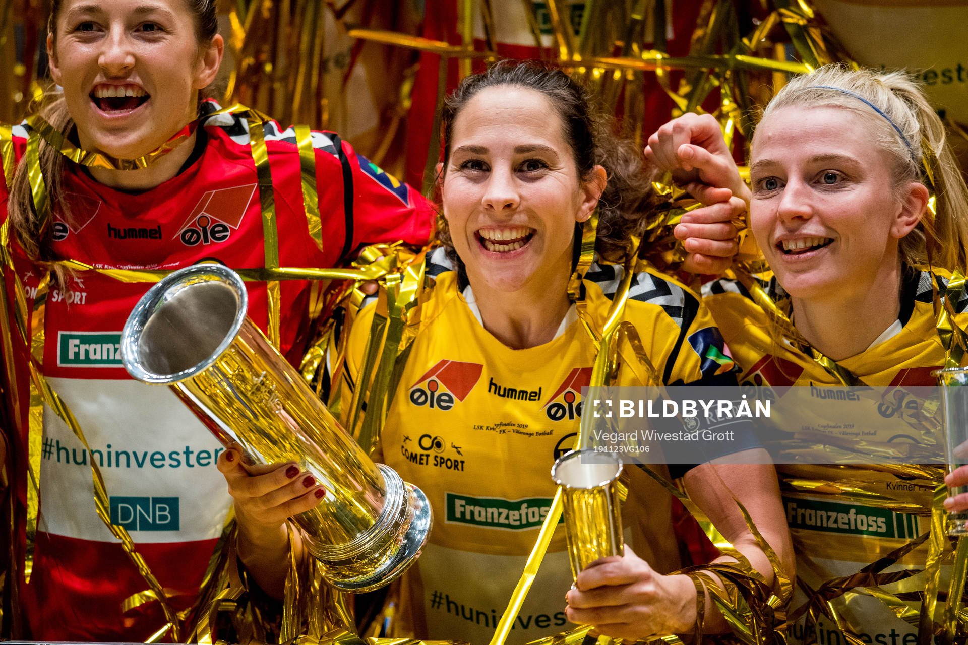 Goalkeeper Cecilie Fiskerstrand, Ingrid Moe Wold and Ina