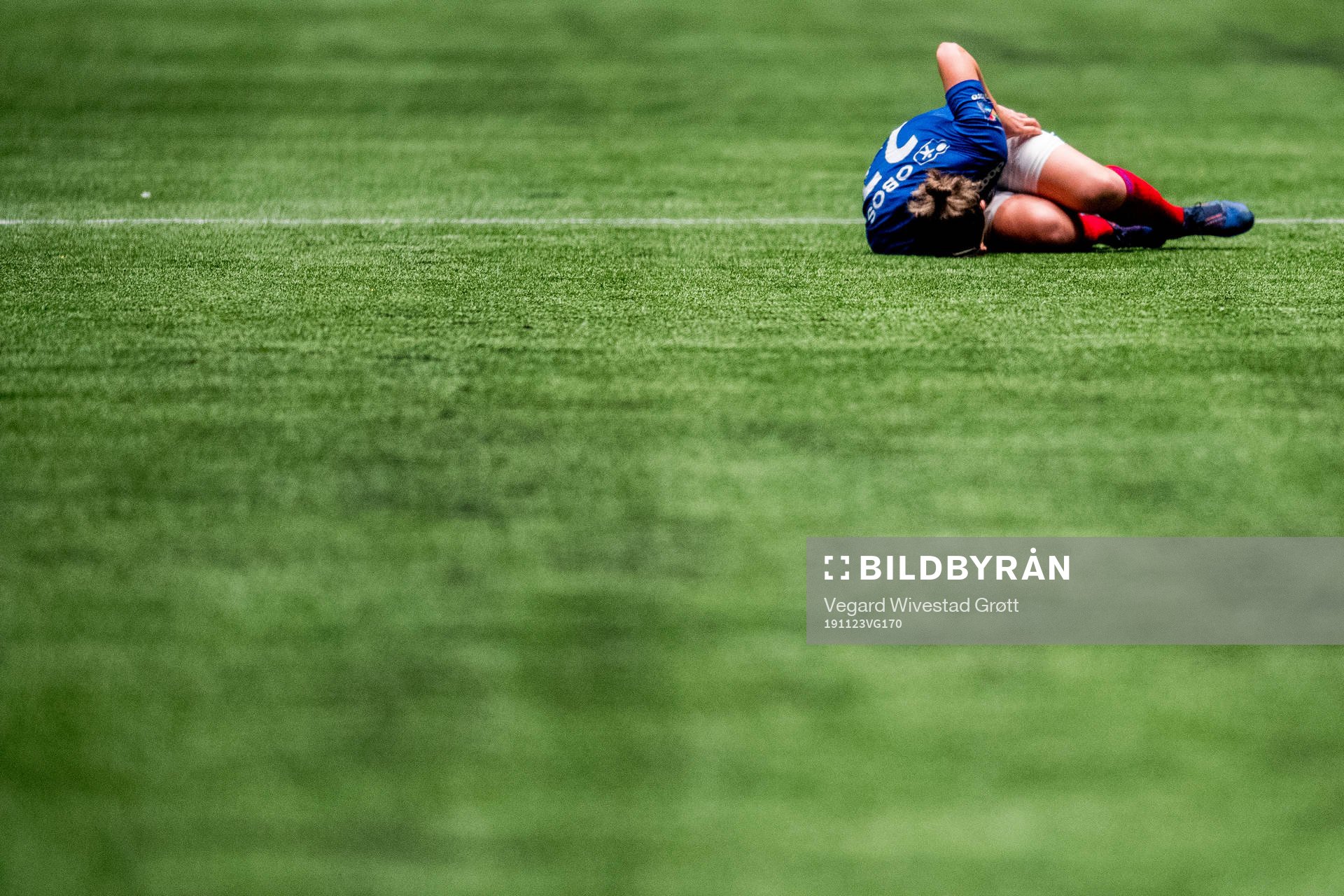 Dejana Stefanović of Vålerenga lies down with an injury