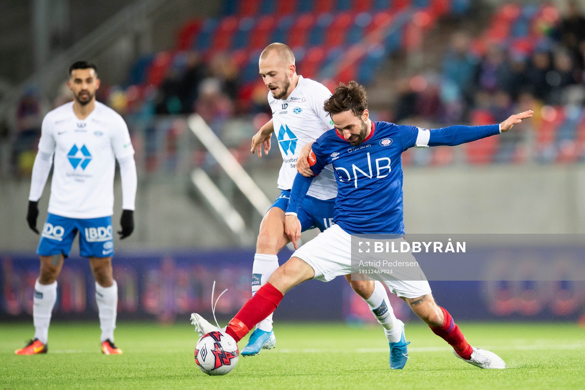 Eirik Hestad of Molde and Aron Leonard Dønnum of Vålerenga
