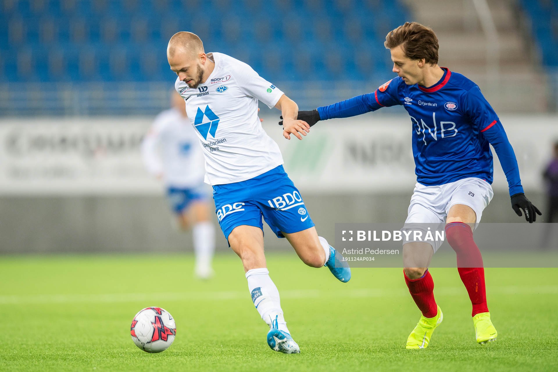 Eirik Hestad of Molde and Felix Horn Myhre of Vålerenga