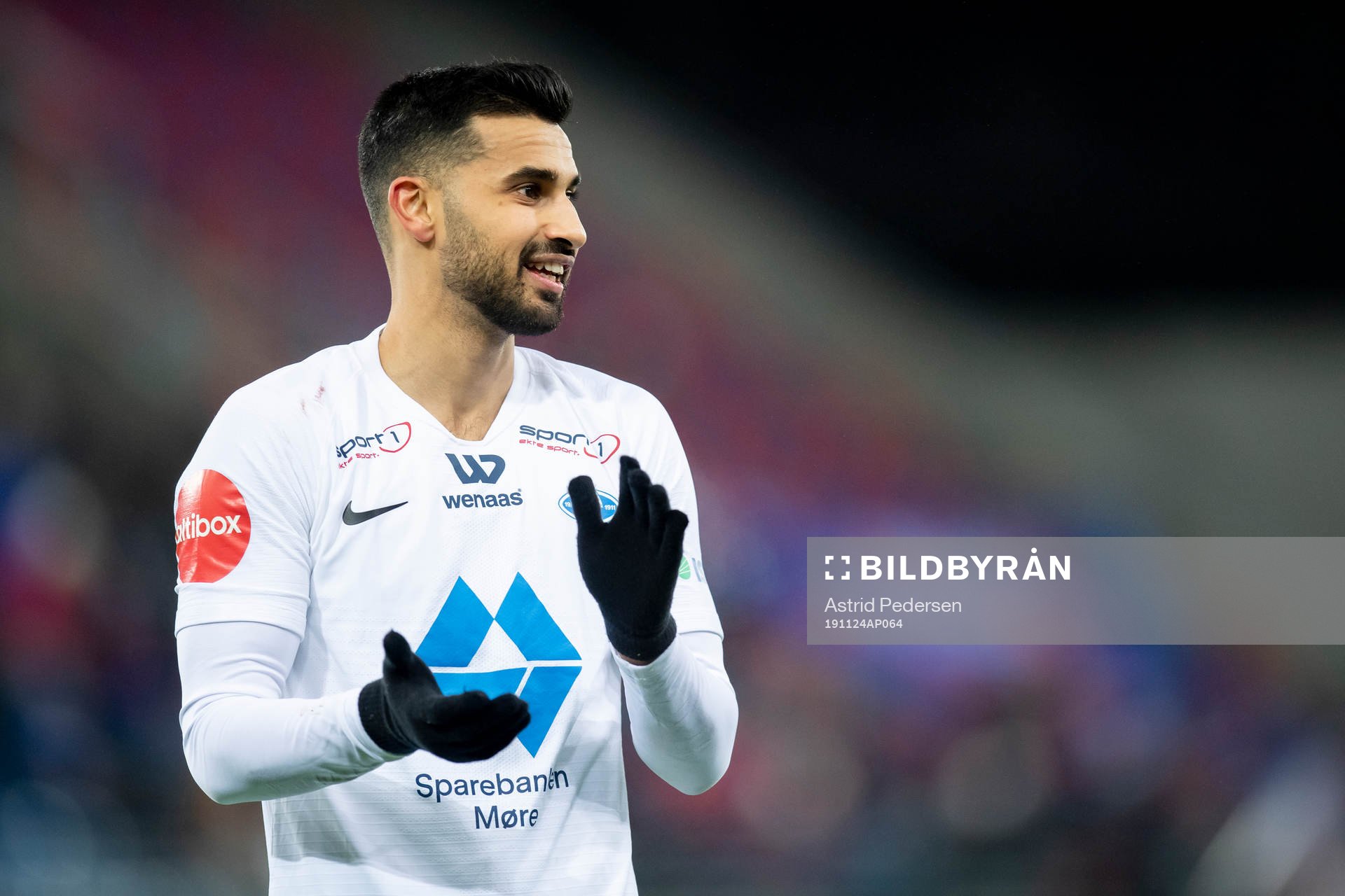 Etzaz Hussain of Molde celebrates