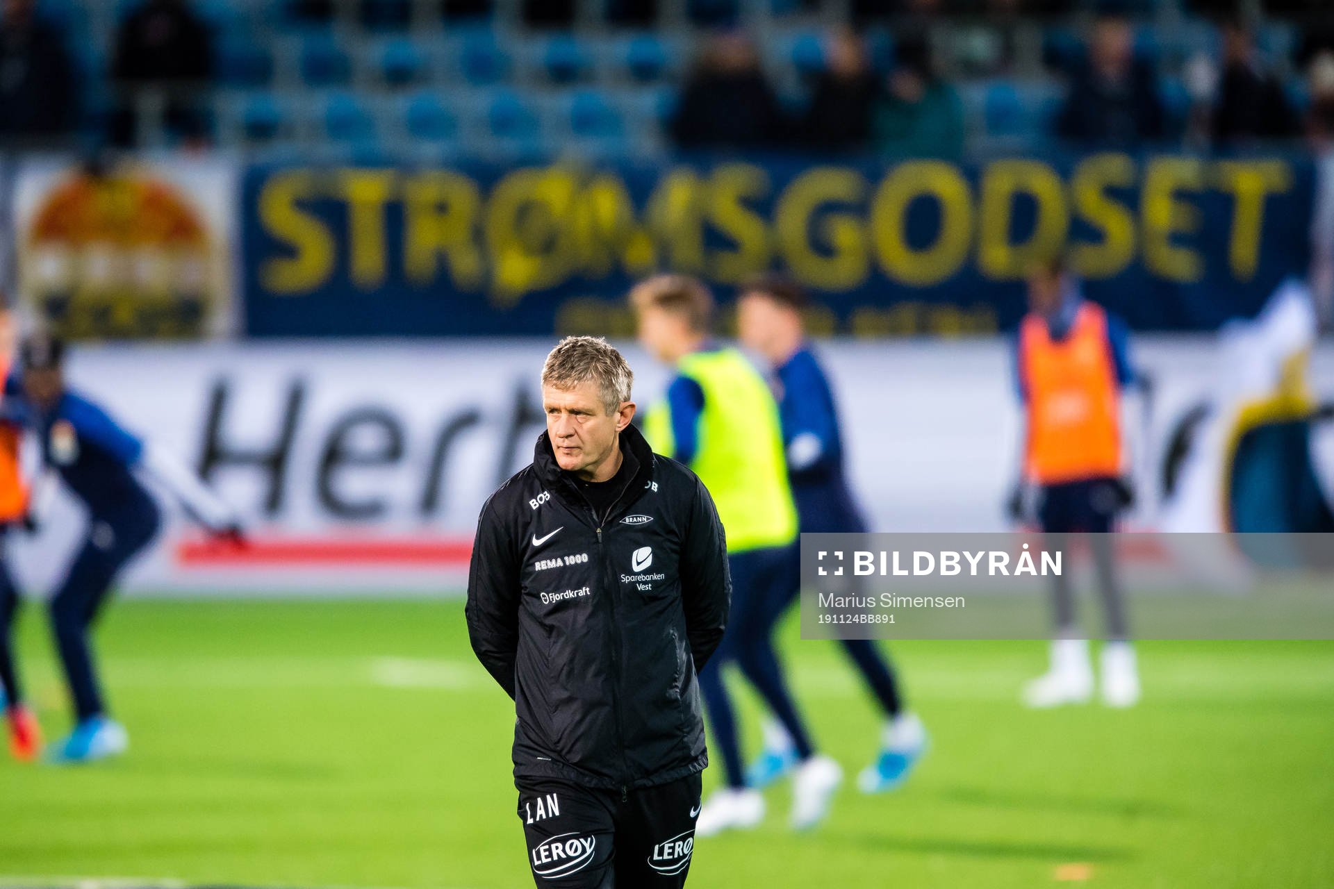 Lars Arne Nilsen, head coach of Brann, ahead of the Eliteserien match between Strømsgodset and brann on November 24, 2019 in Drammen.