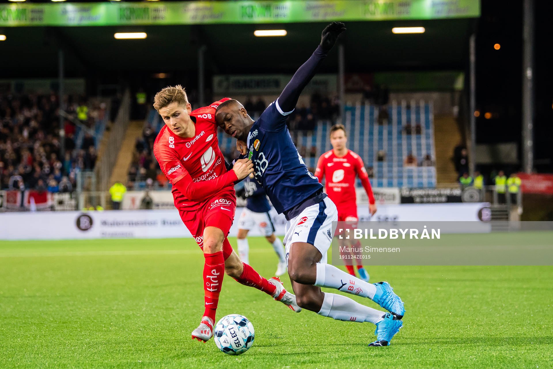 Thomas Grøgaard of Brann and Prosper Mendy of Strømsgodset