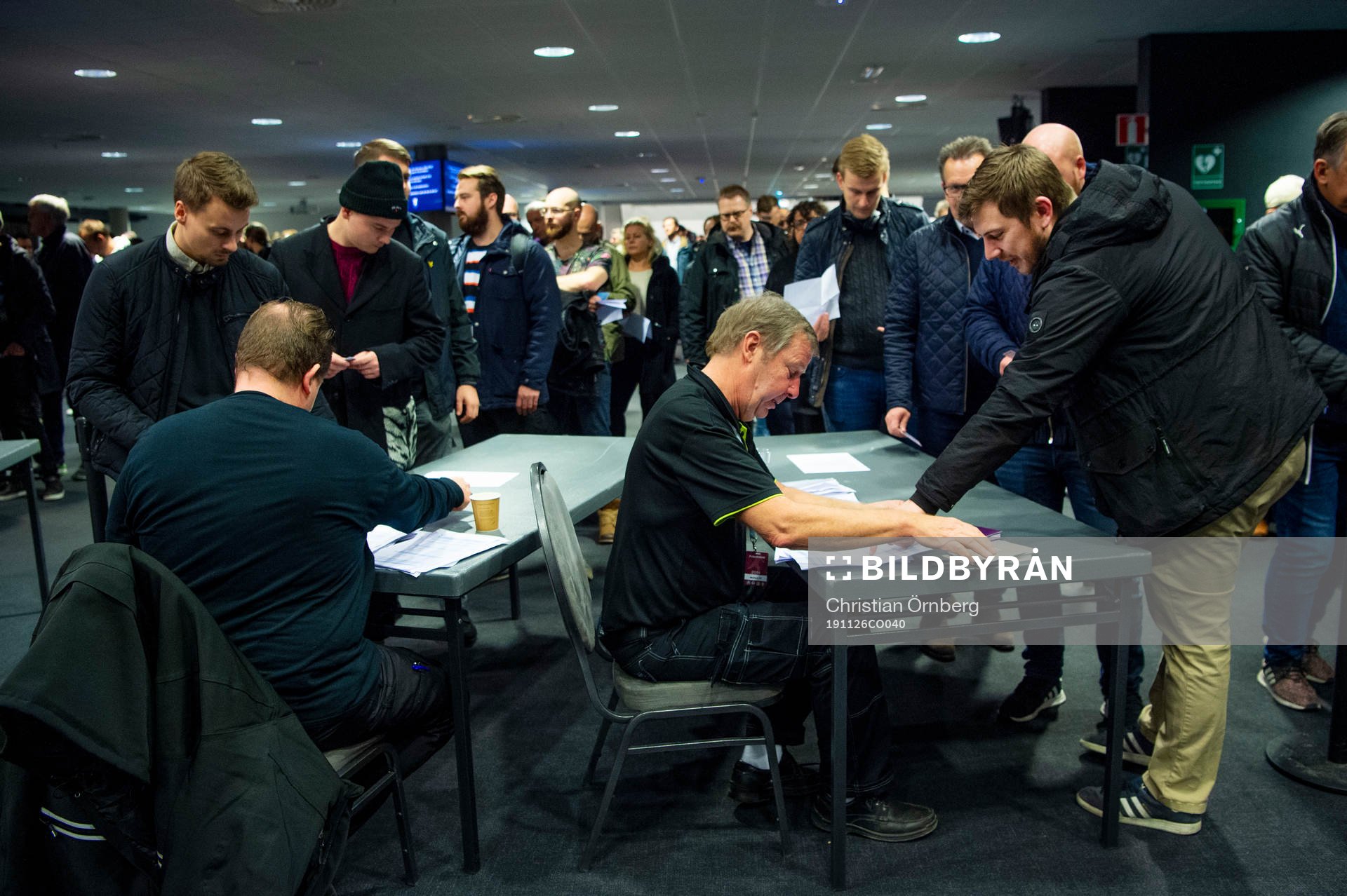 Lång kö till registreringen innan Malmö FFs extra