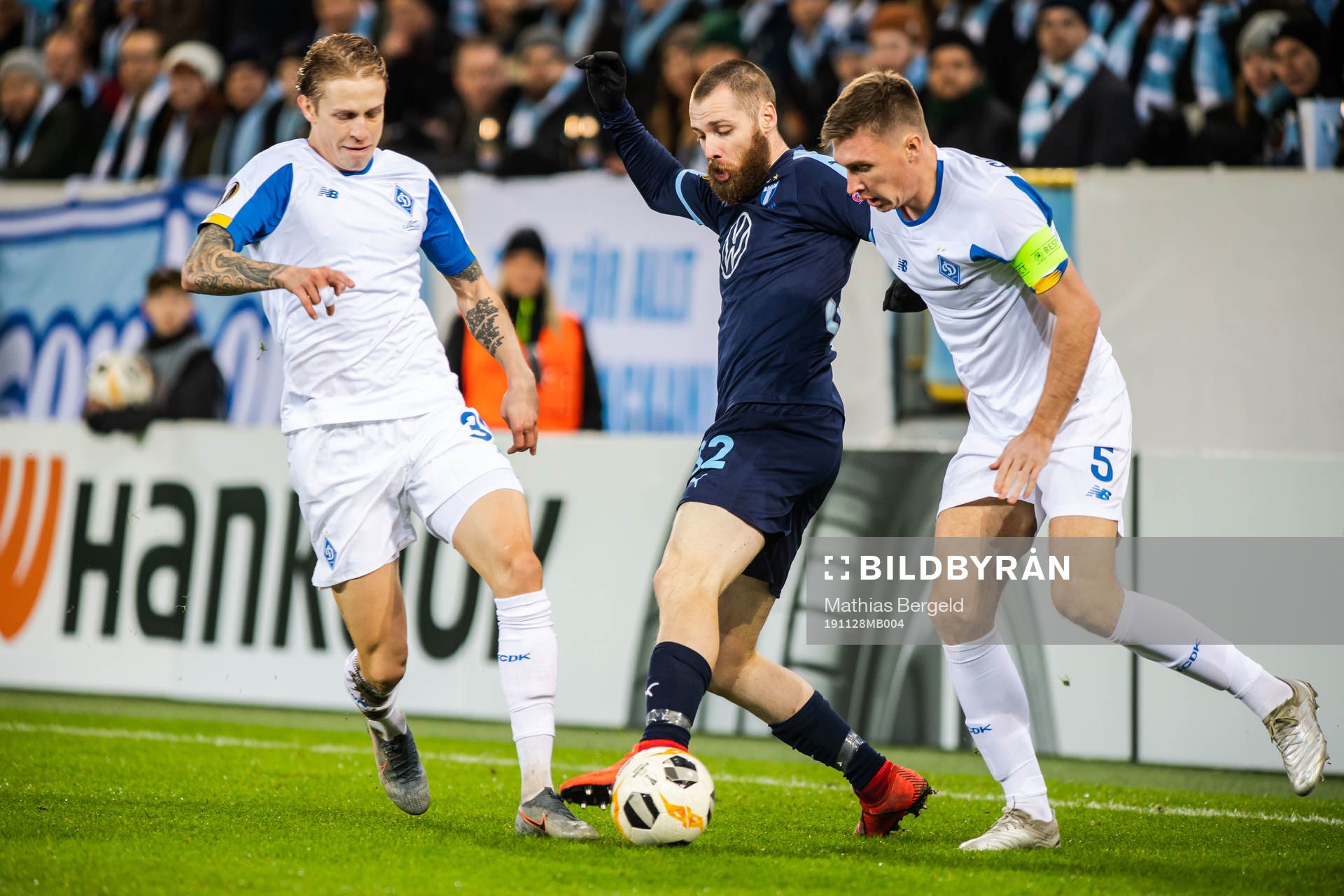 Serhiy Sydorchuk of Dynamo Kiev and Jo Inge Berget of