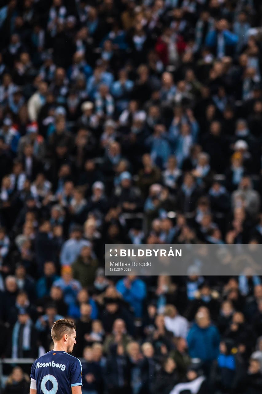 Markus Rosenberg of Malmö FF looks dejected