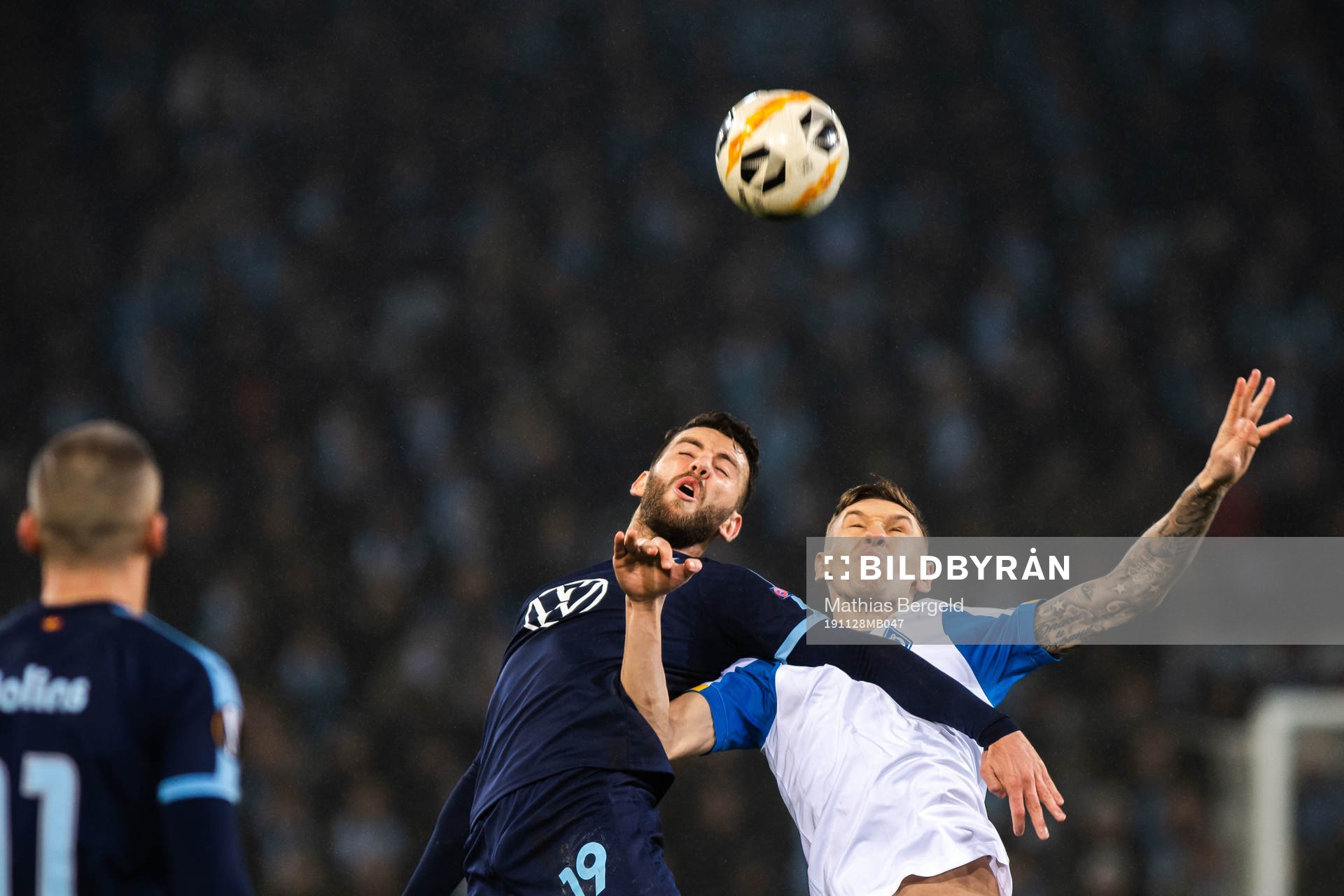 Erdal Rakip of Malmö FF and Mykola Shaparenko of Dynamo