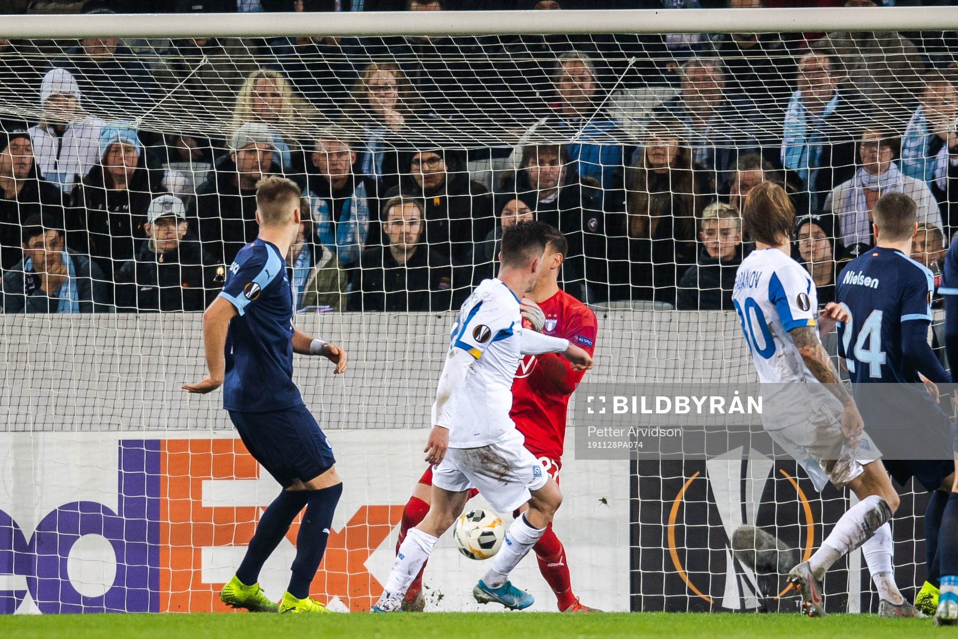 Benjamin Verbic of Dynamo Kiev scores 3-3 behind goalkeeper