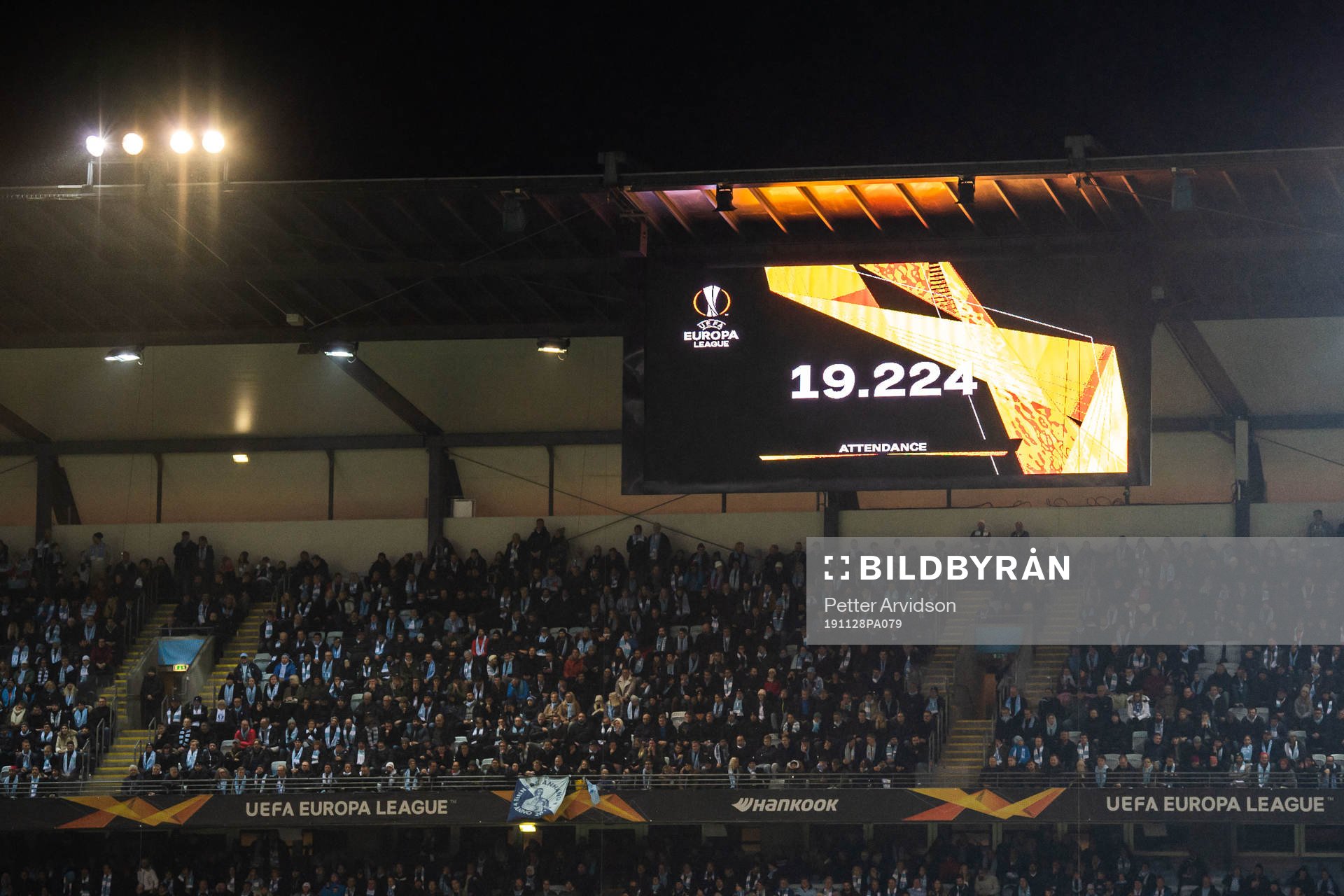 A screen show the number of attendance