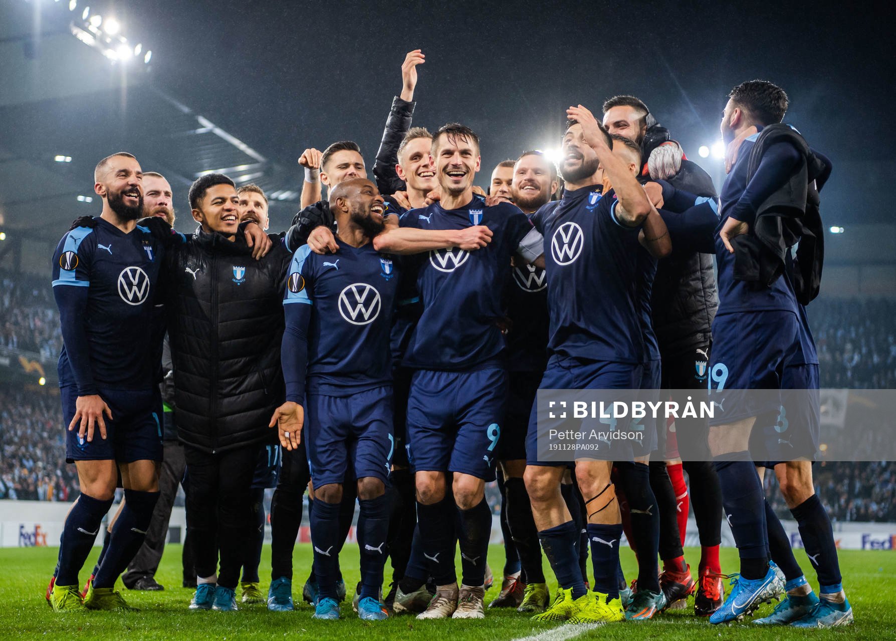 Markus Rosenberg of Malmö FF celebrate with teammates