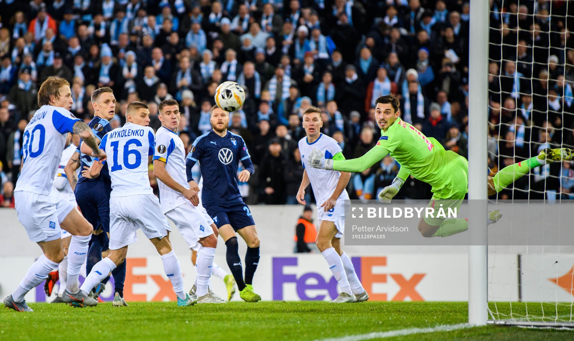Sören Rieks of Malmö FF and goalkeeper Georgiy Bushuchan