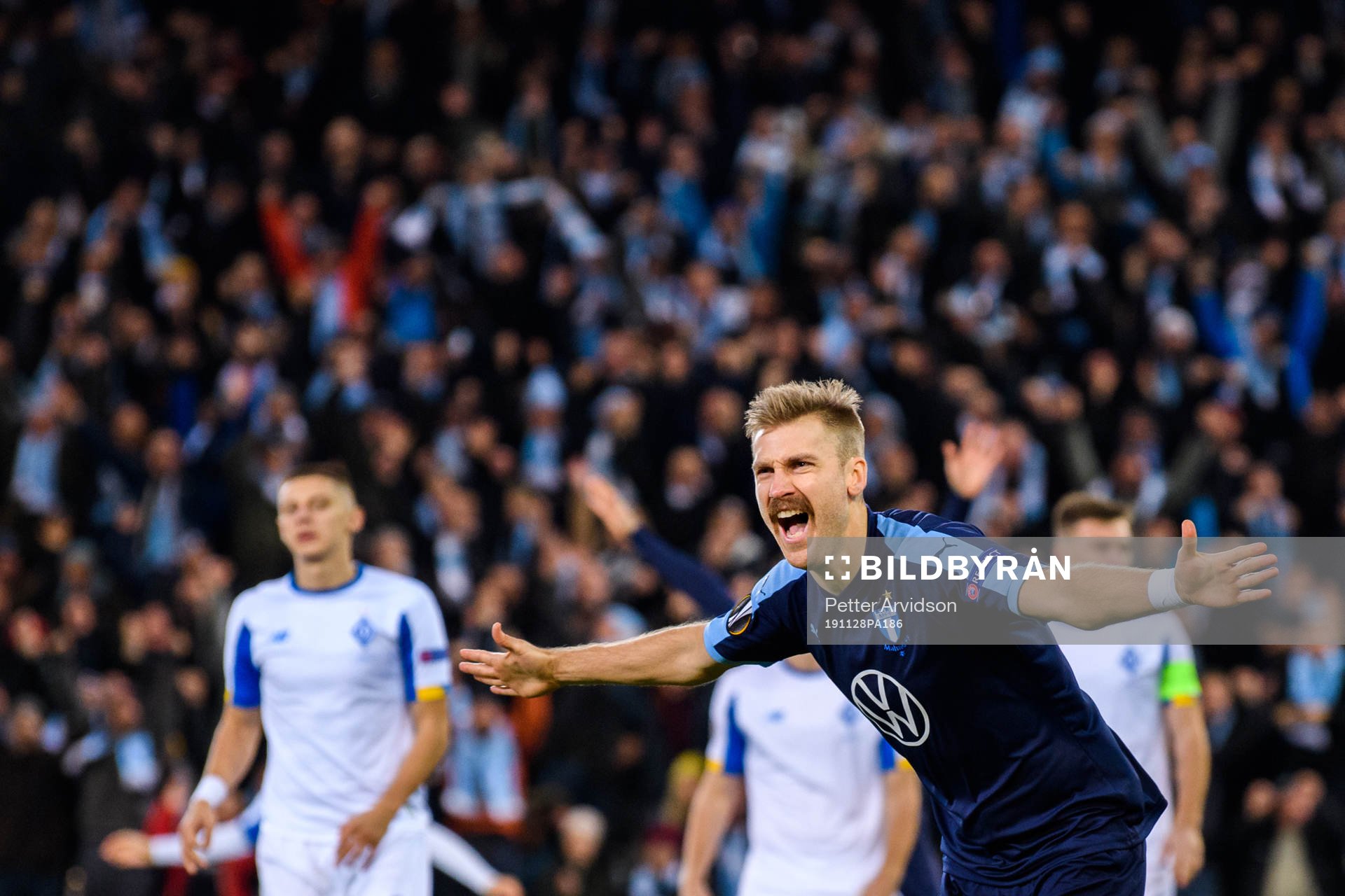 Rasmus Bengtsson of Malmö FF celebrates