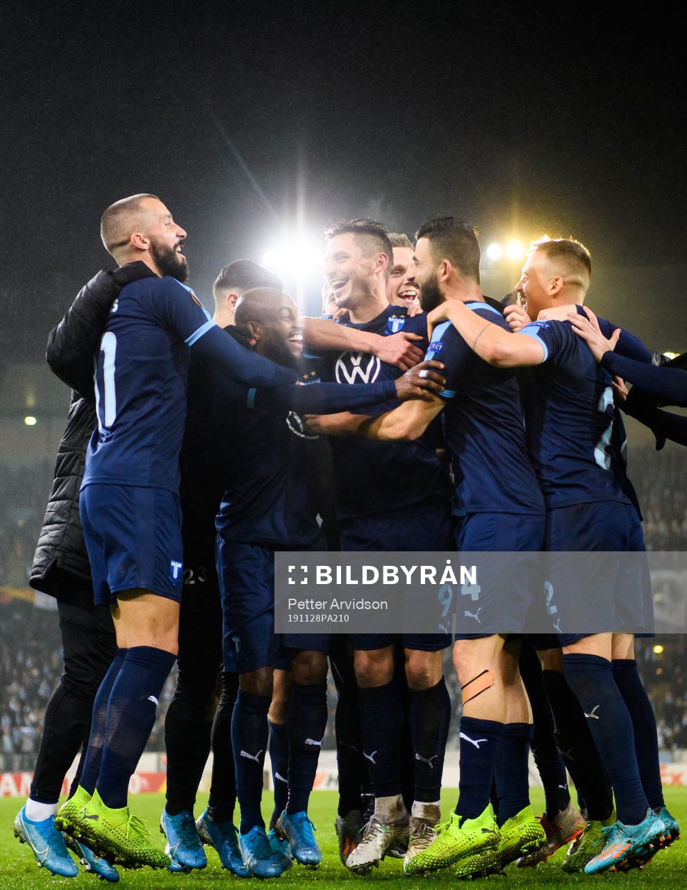 Markus Rosenberg of Malmö FF celebrate with team mates