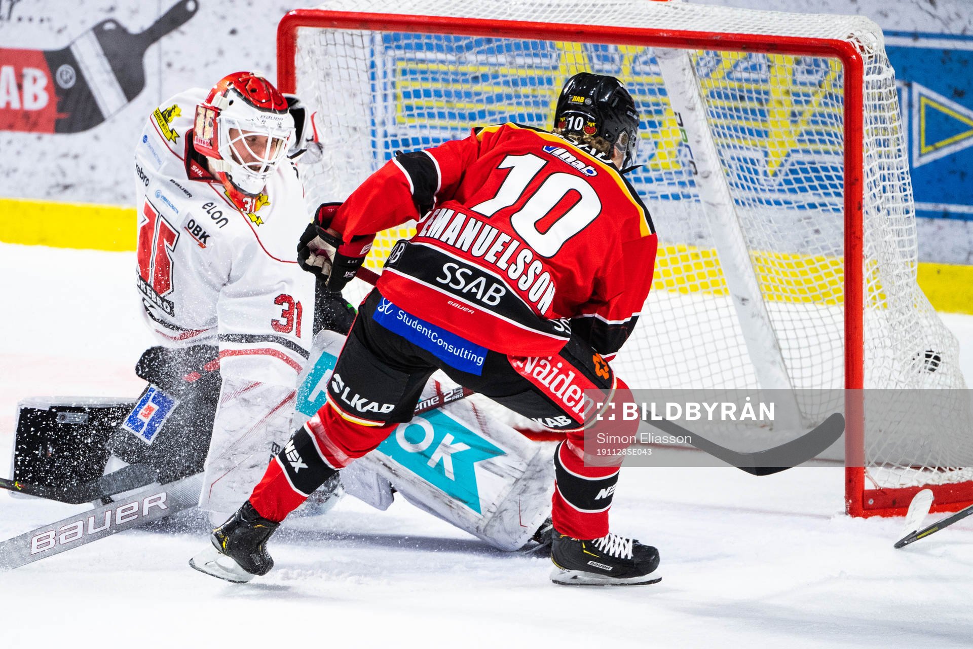Luleås Einar Emanuelsson sätter 1-1 bakom Örebros