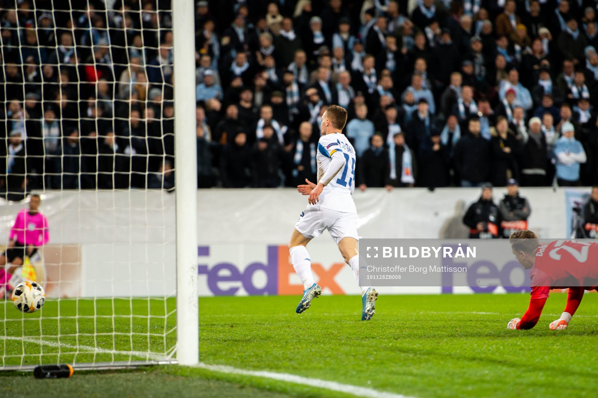 Viktor Tsyganov of Dynamo Kiev celebrates