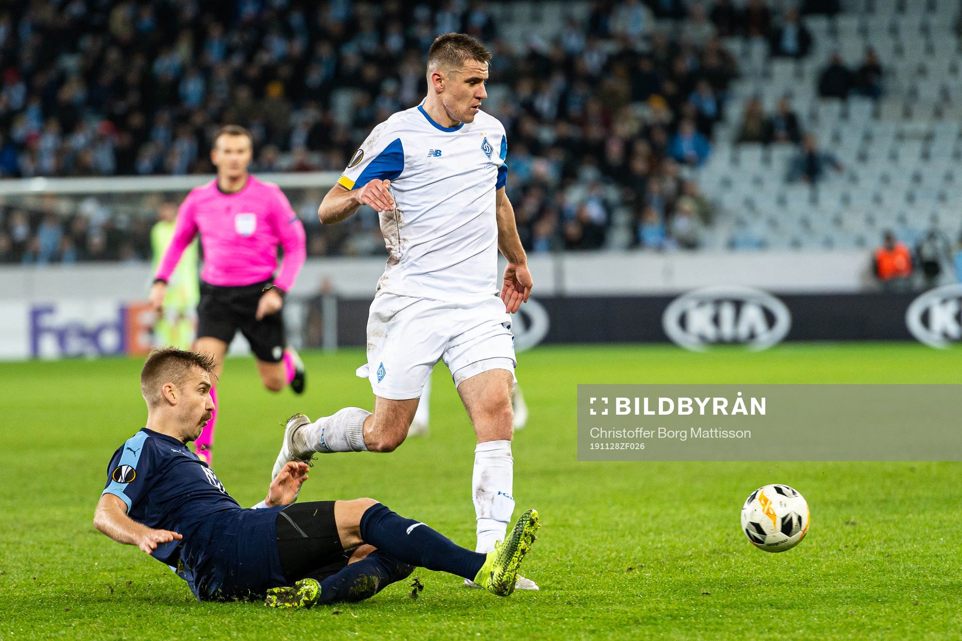 Rasmus Bengtsson of Malmö FF and Volodymyr Shepeliev