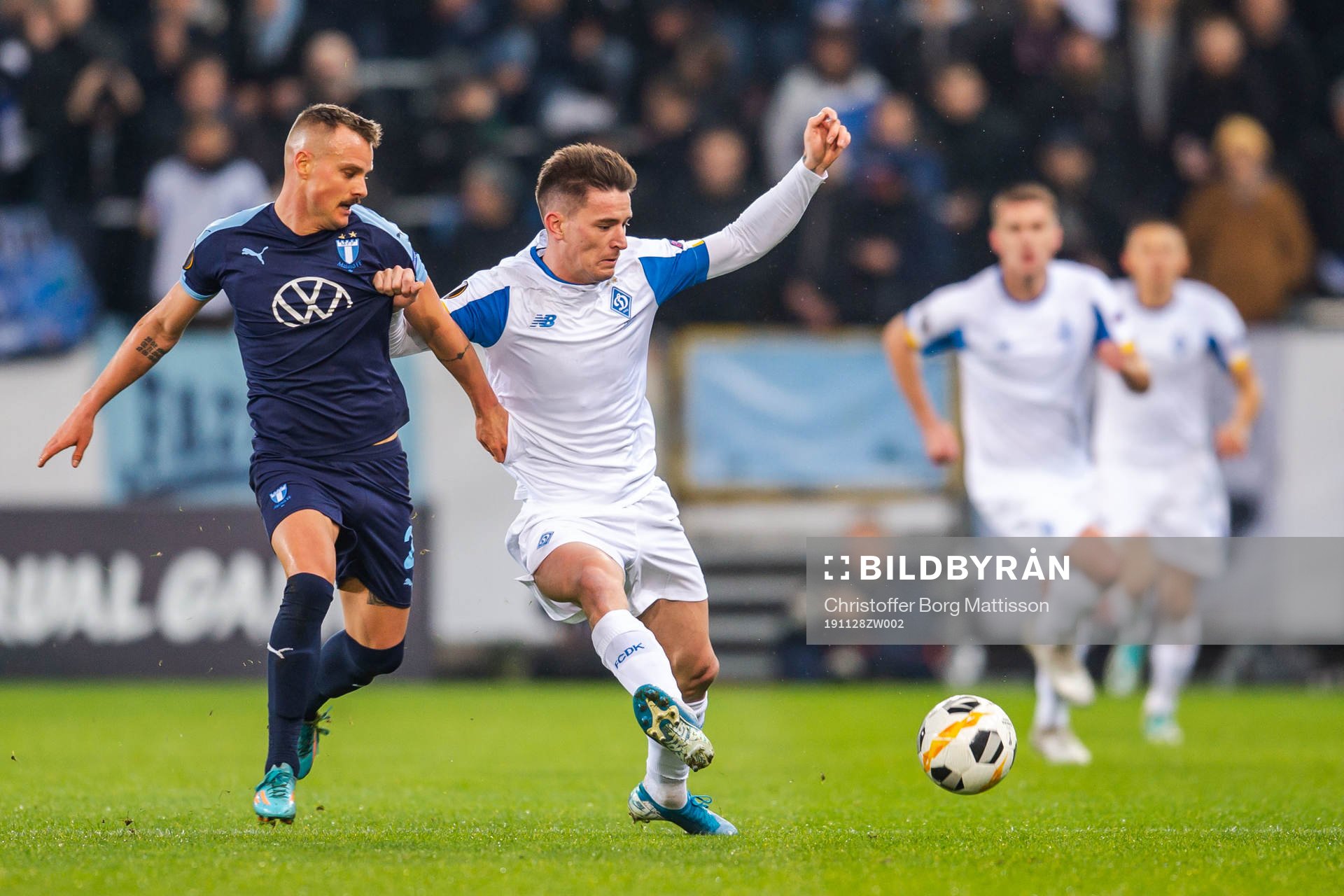 Eric Larsson of Malmö FF and Benjamin Verbic of Dynamo Kiev