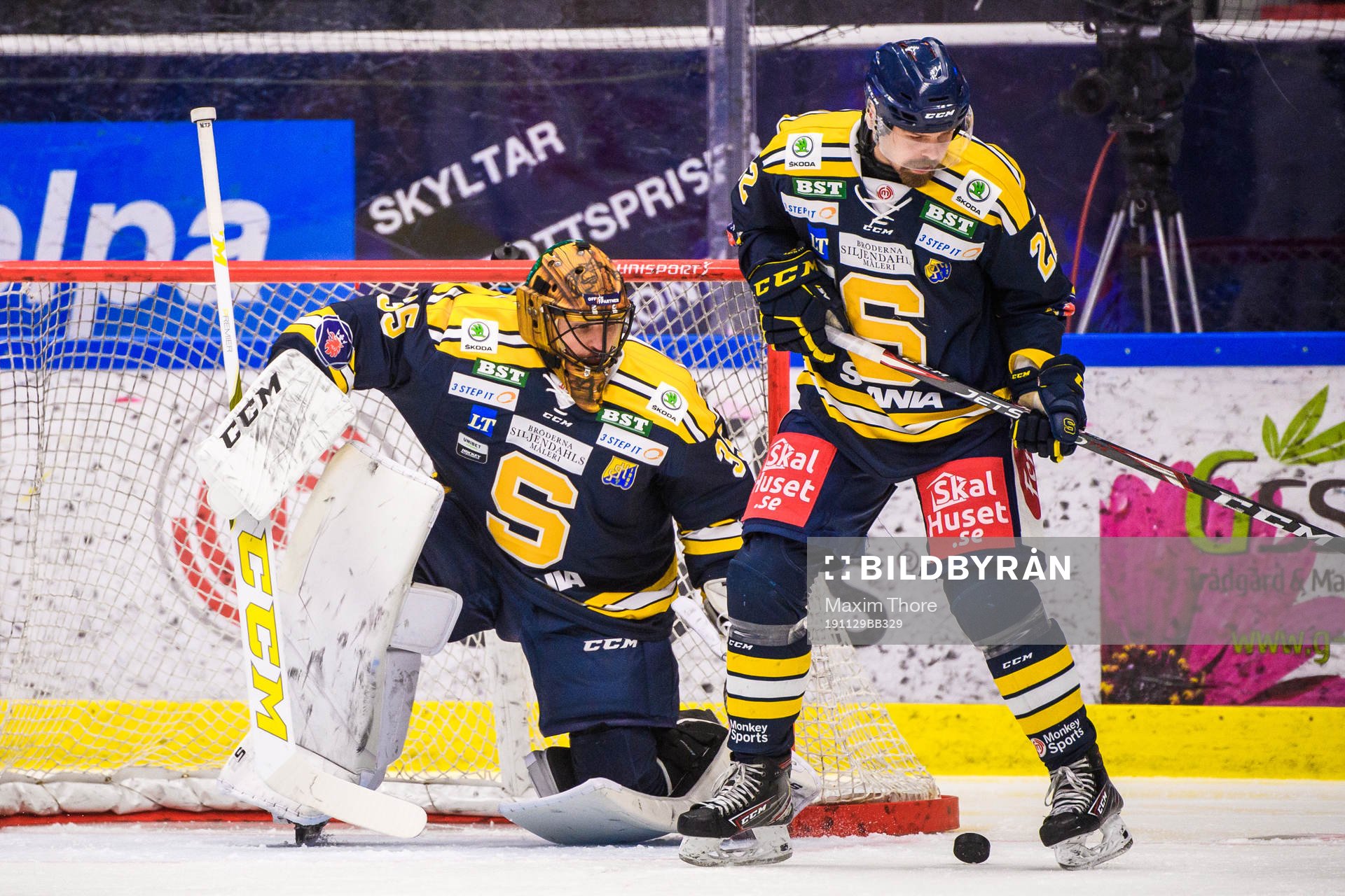 Södertäljes målvakt Justin Pogge och David Berg