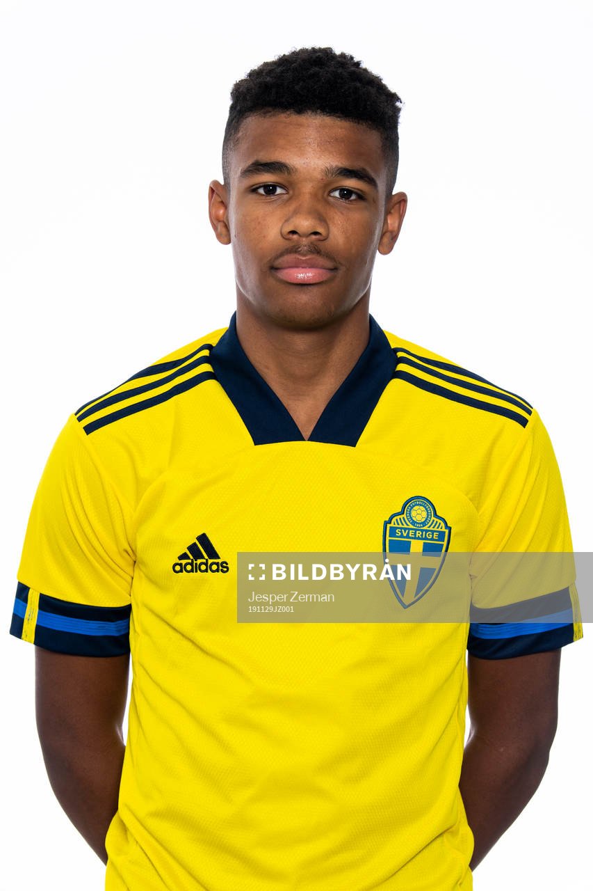 Emil Joof Roback i P16-landslaget
