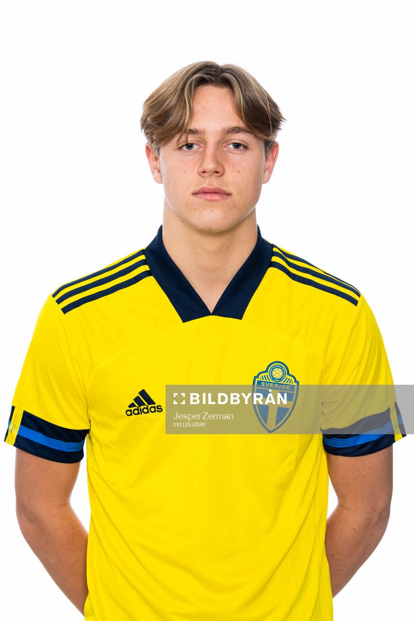Ludvig Nåvik i P16-landslaget