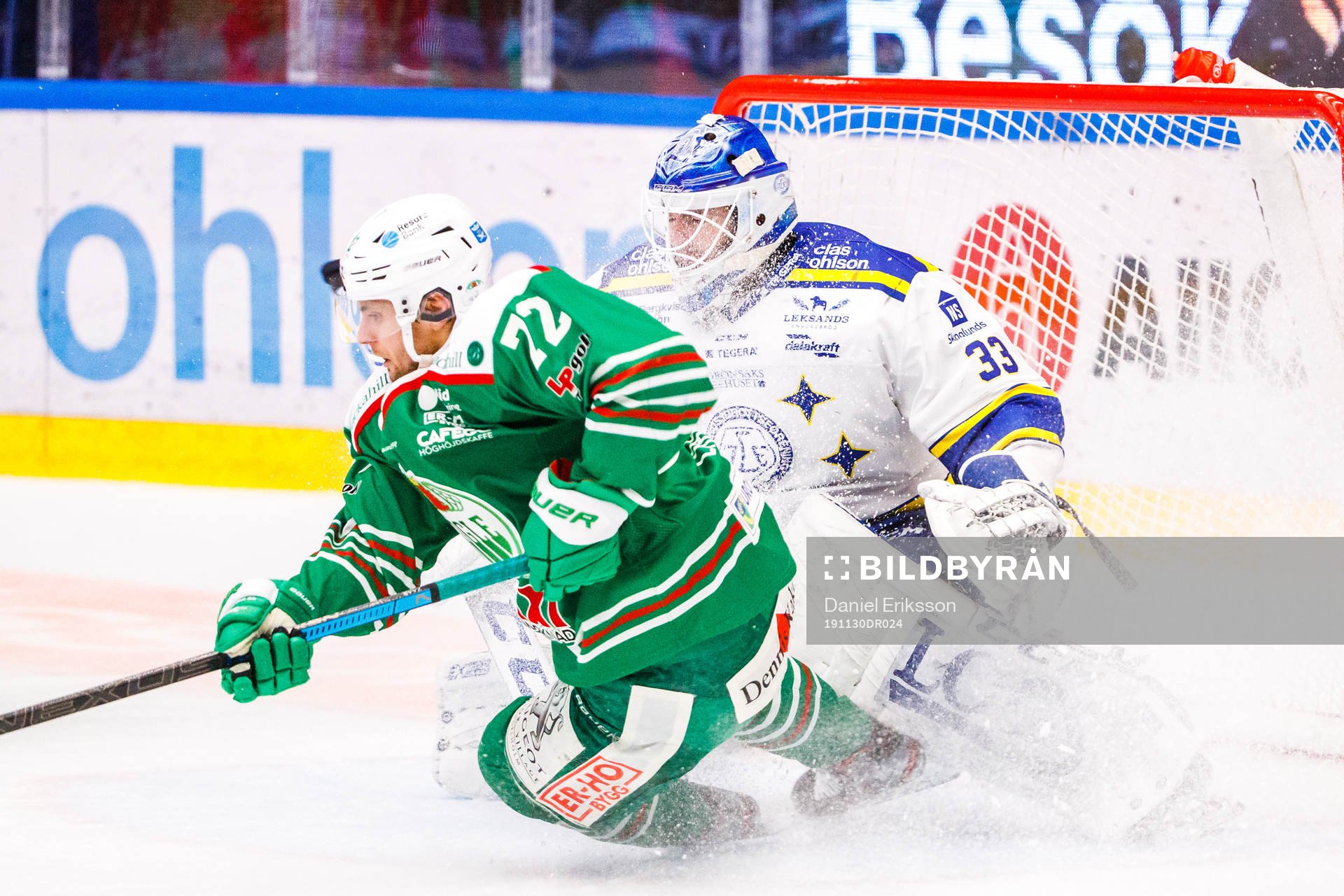 Rögles Daniel Zaar och Leksands målvakt Axel Brage