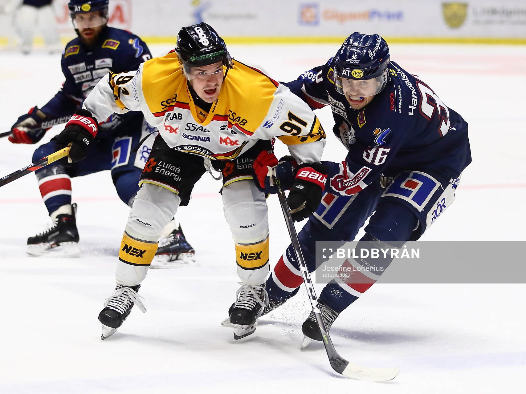 Linköpings Filip Karlsson och Luleås Austin Farley
