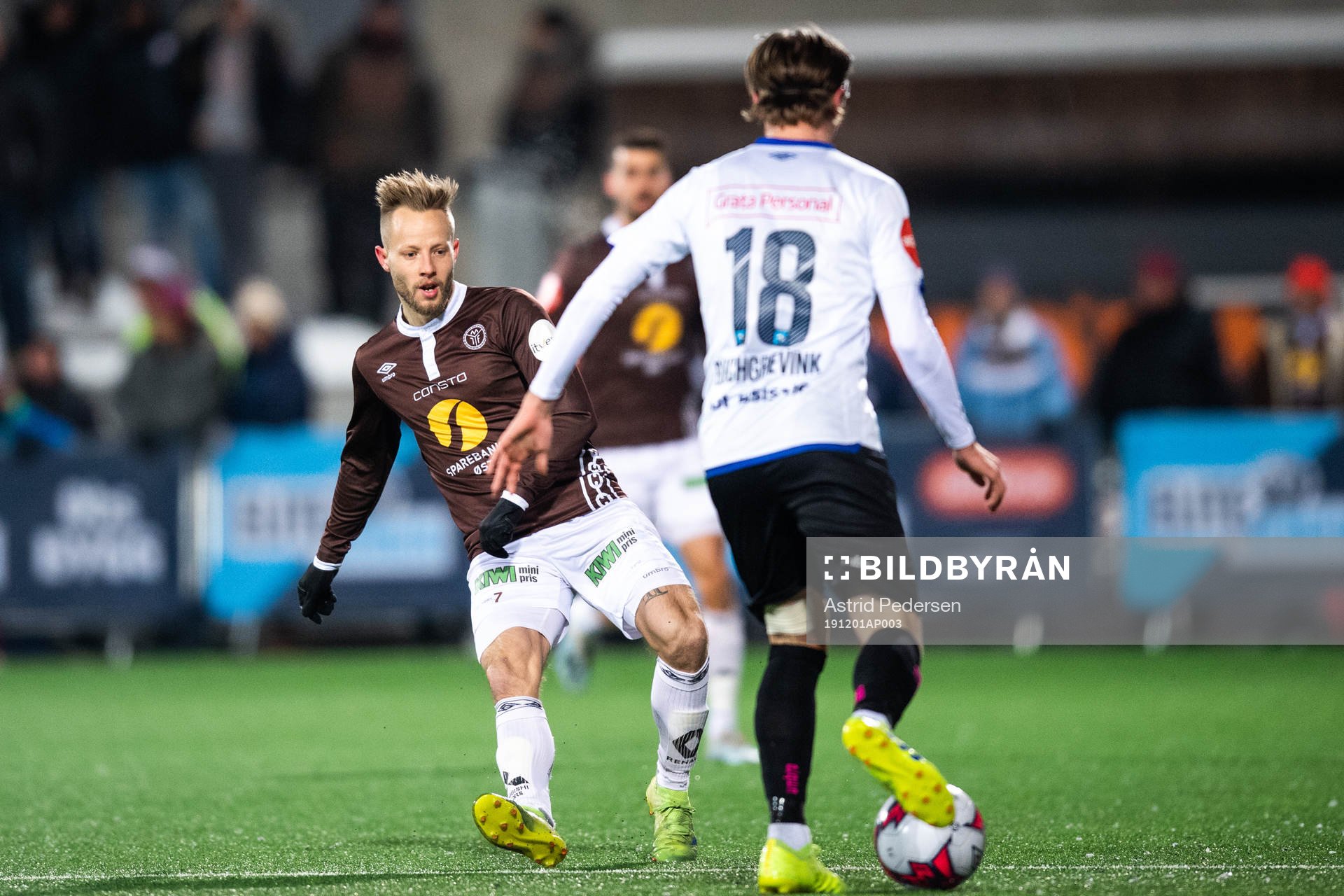 Tonny Brochmann of Mjøndalen and Christian Dahle