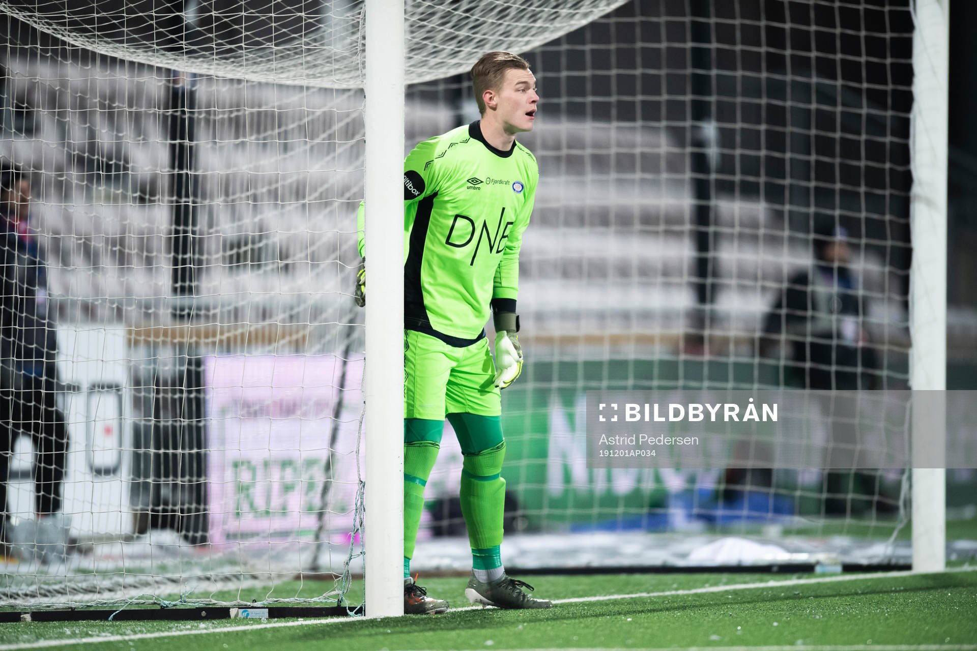 Goalkeeper Kristoffer Sundquist Klaesson of Vålerenga
