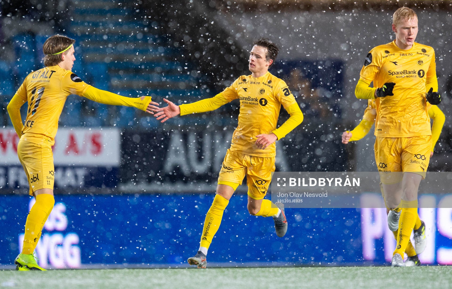 Players of Bodø/Glimt celebrate the 2-1 goal