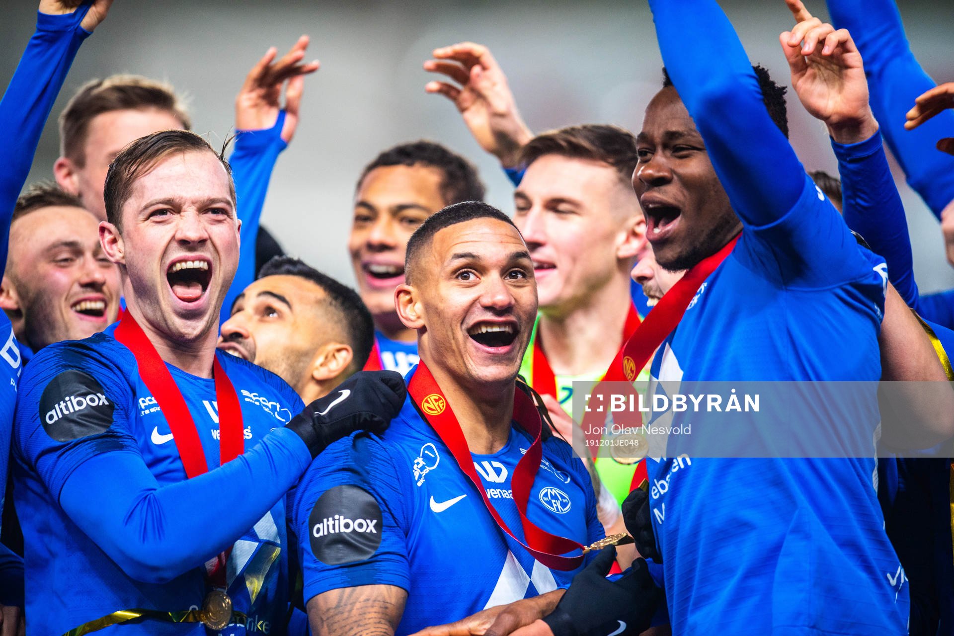 Ruben Gabrielsen of Molde celebrates with the trophy