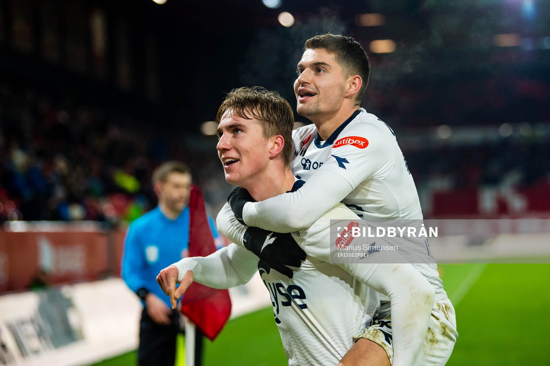 Kristian Thorstvedt of Viking celebrates with Ylldren