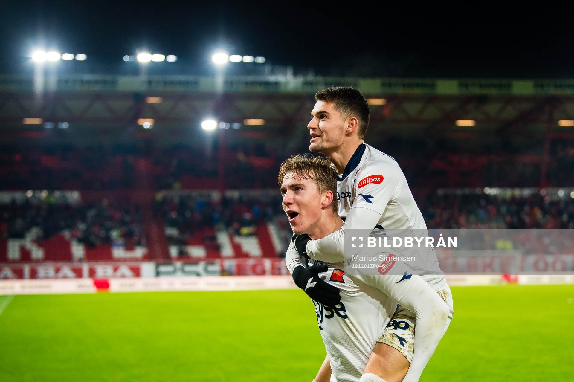 Kristian Thorstvedt of Viking celebrates with Ylldren