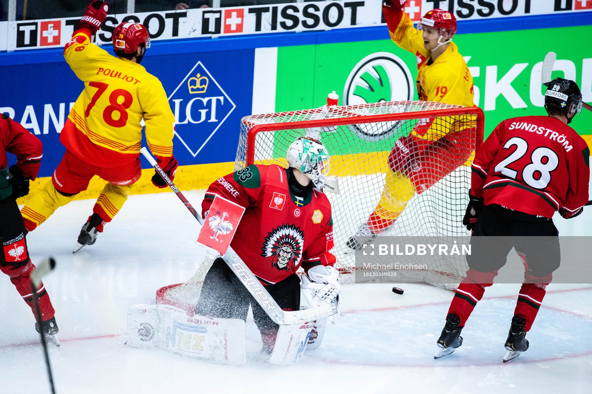 Marc-Antoine Pouliot of Biel-Bienne scores the 0-3 goal