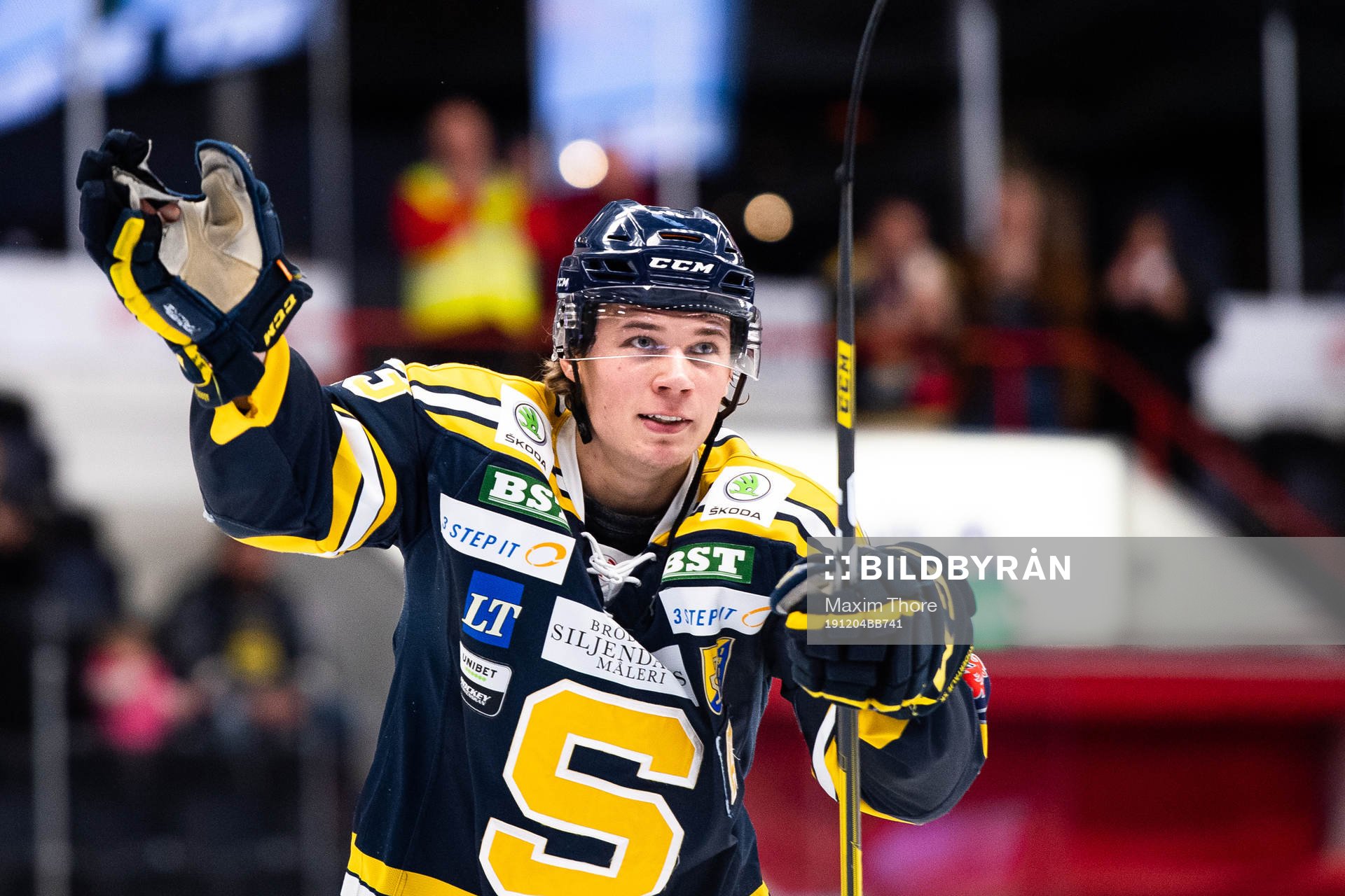 Södertäljes Måns Lindbäck jublar