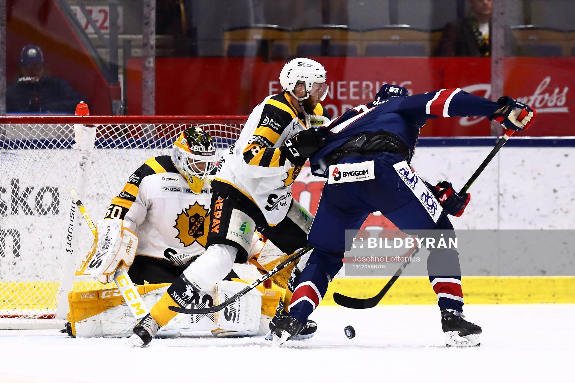 Linköpings Jarno Kärki gör mål 3-2 på Skellefteås
