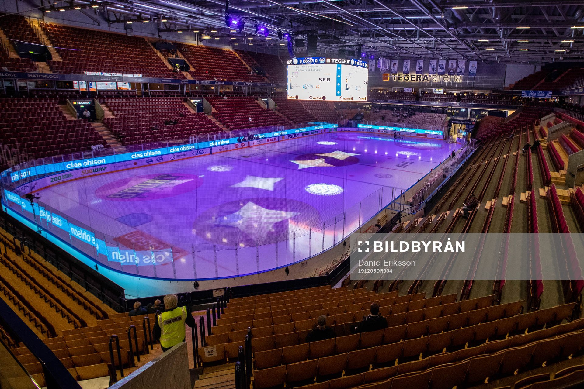 Tegera Arena innan ishockeymatchen i SHL mellan Leksand och