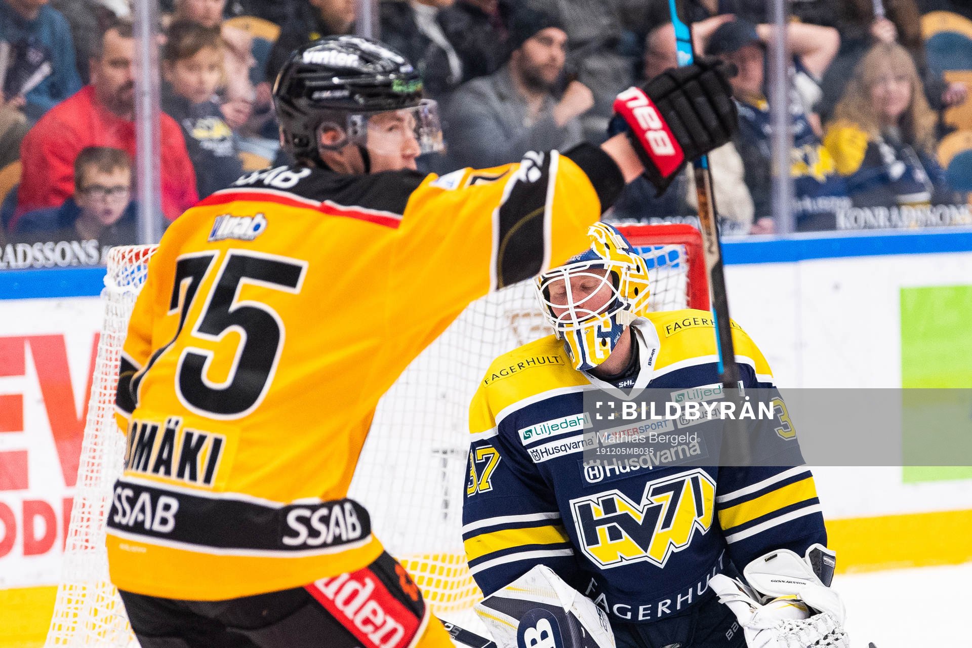 s målvakt Jonas Gunnarsson deppar
