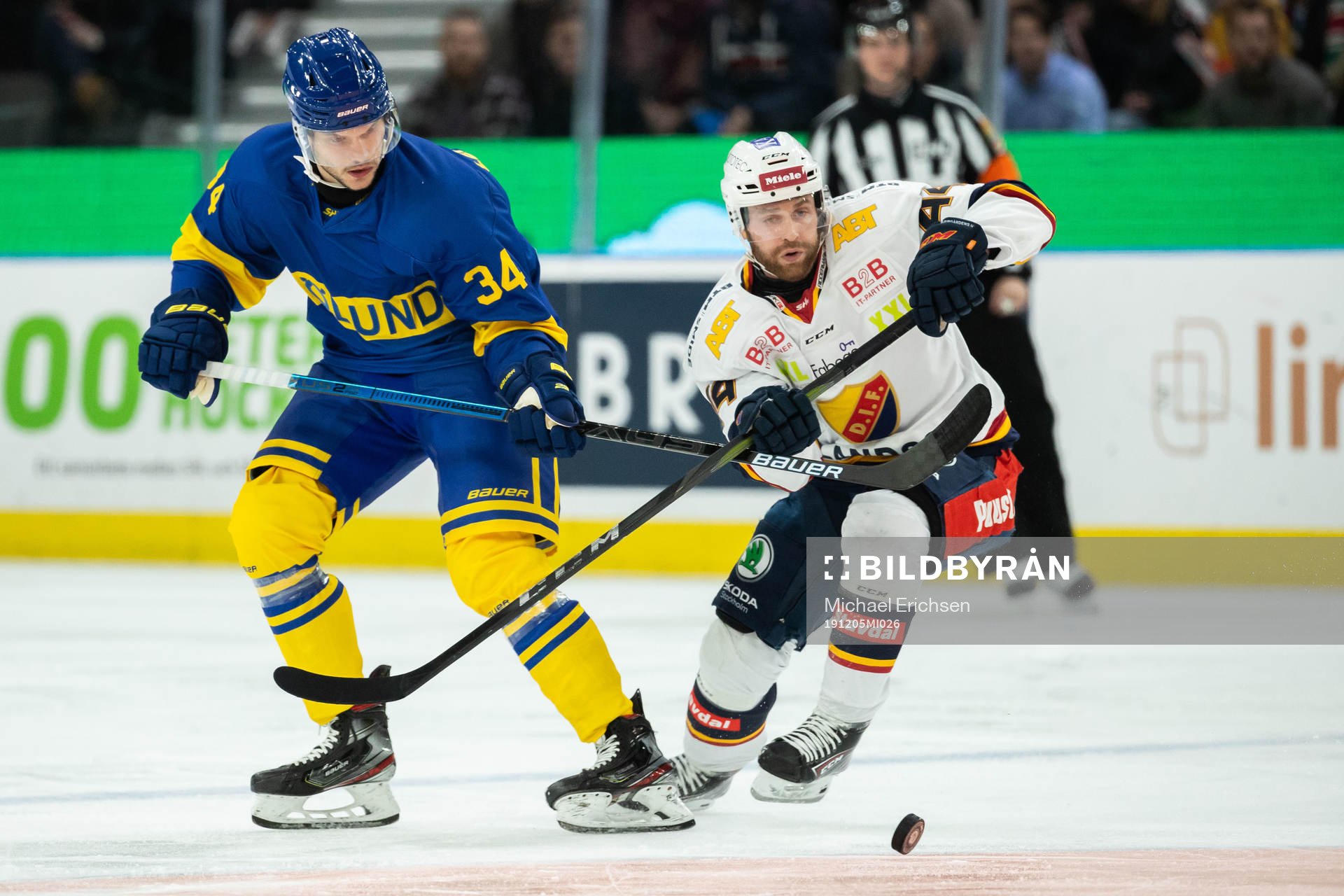Frölundas Theodor Lennström och Djurgårdens Mattias Guter