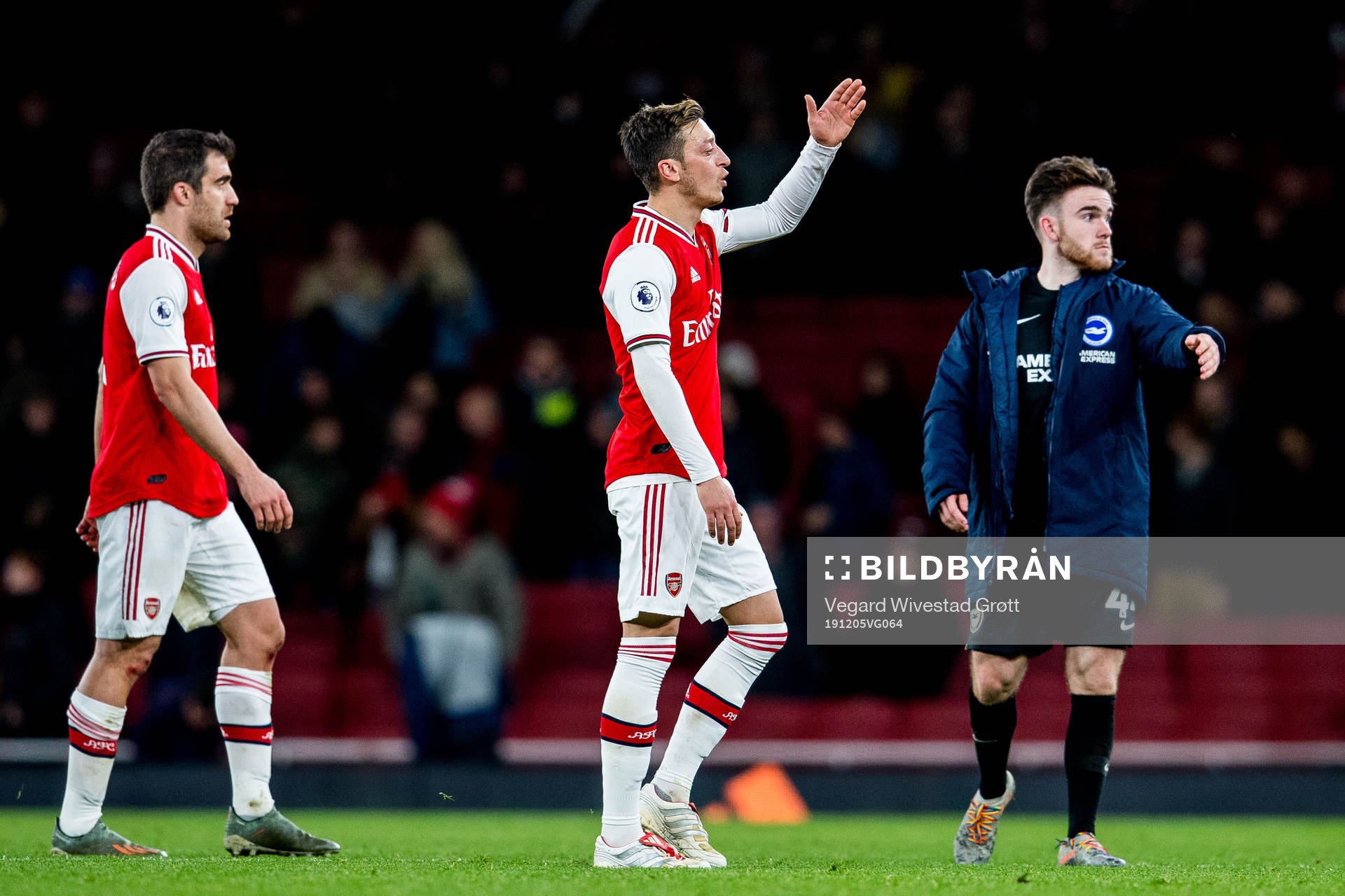 Mesut Özil of Arsenal looks dejected
