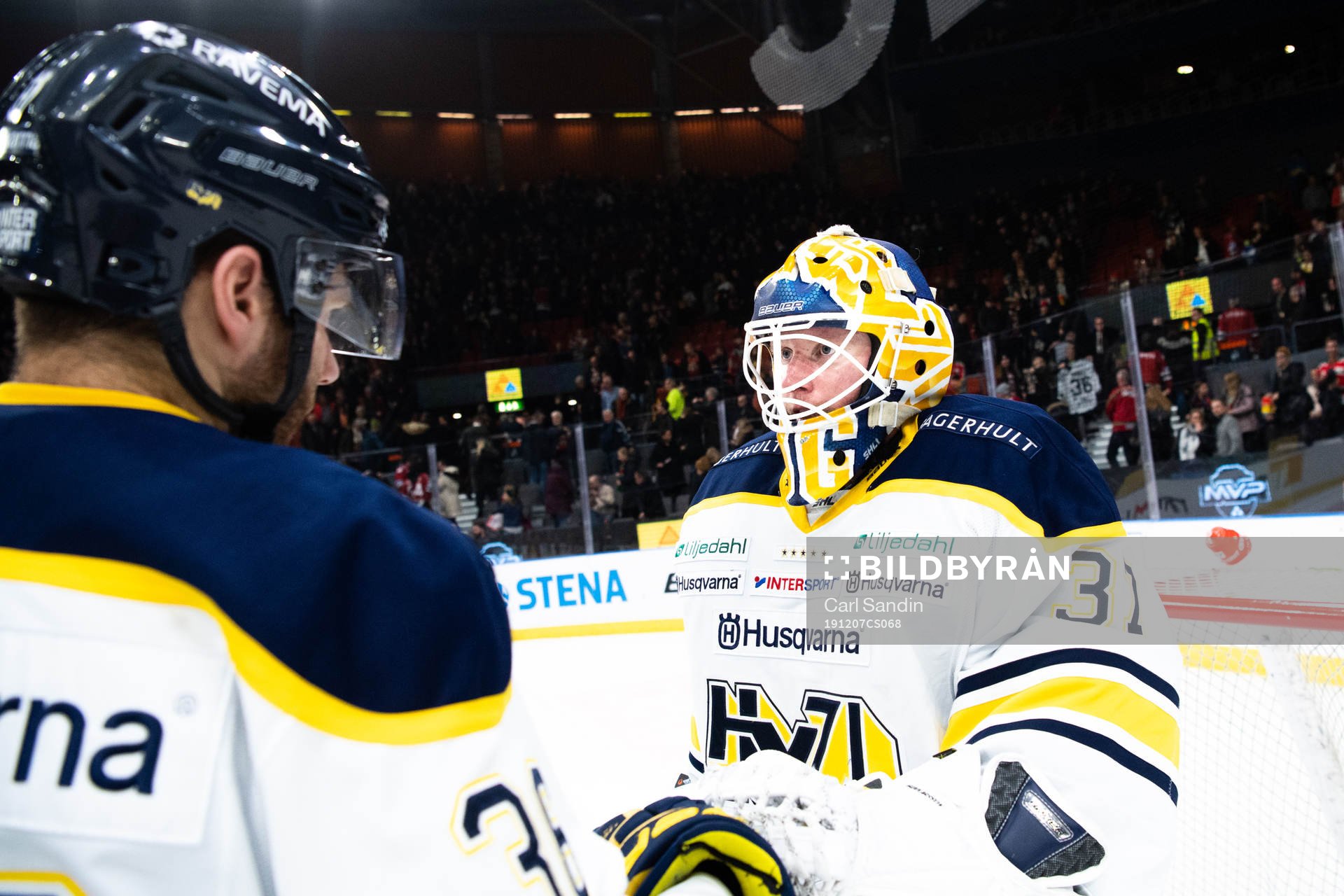 s Anthony Camara och målvakt Jonas Gunnarsson jublar