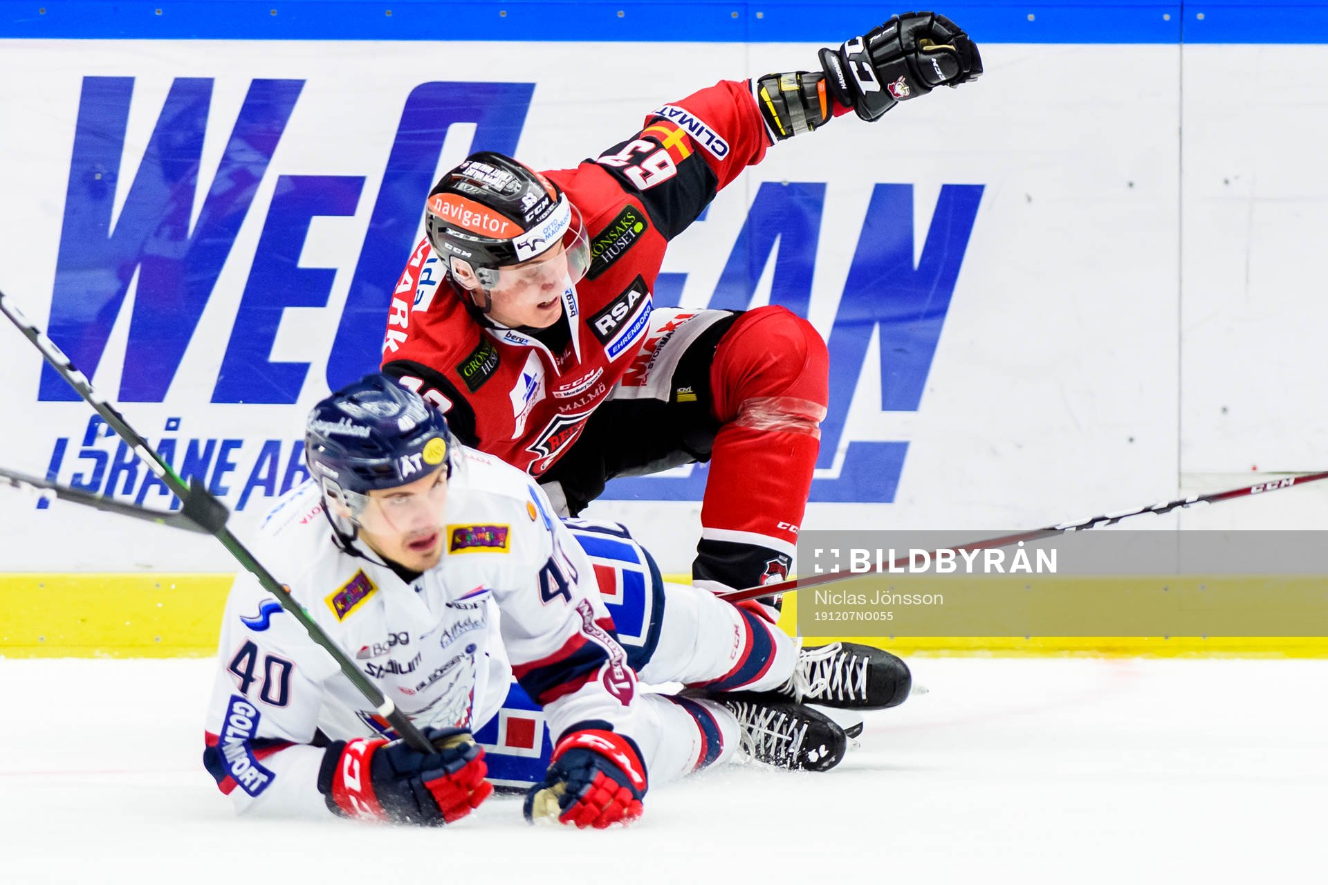 Linköpings Adam Helewka och Malmö Redhawks Fredrik